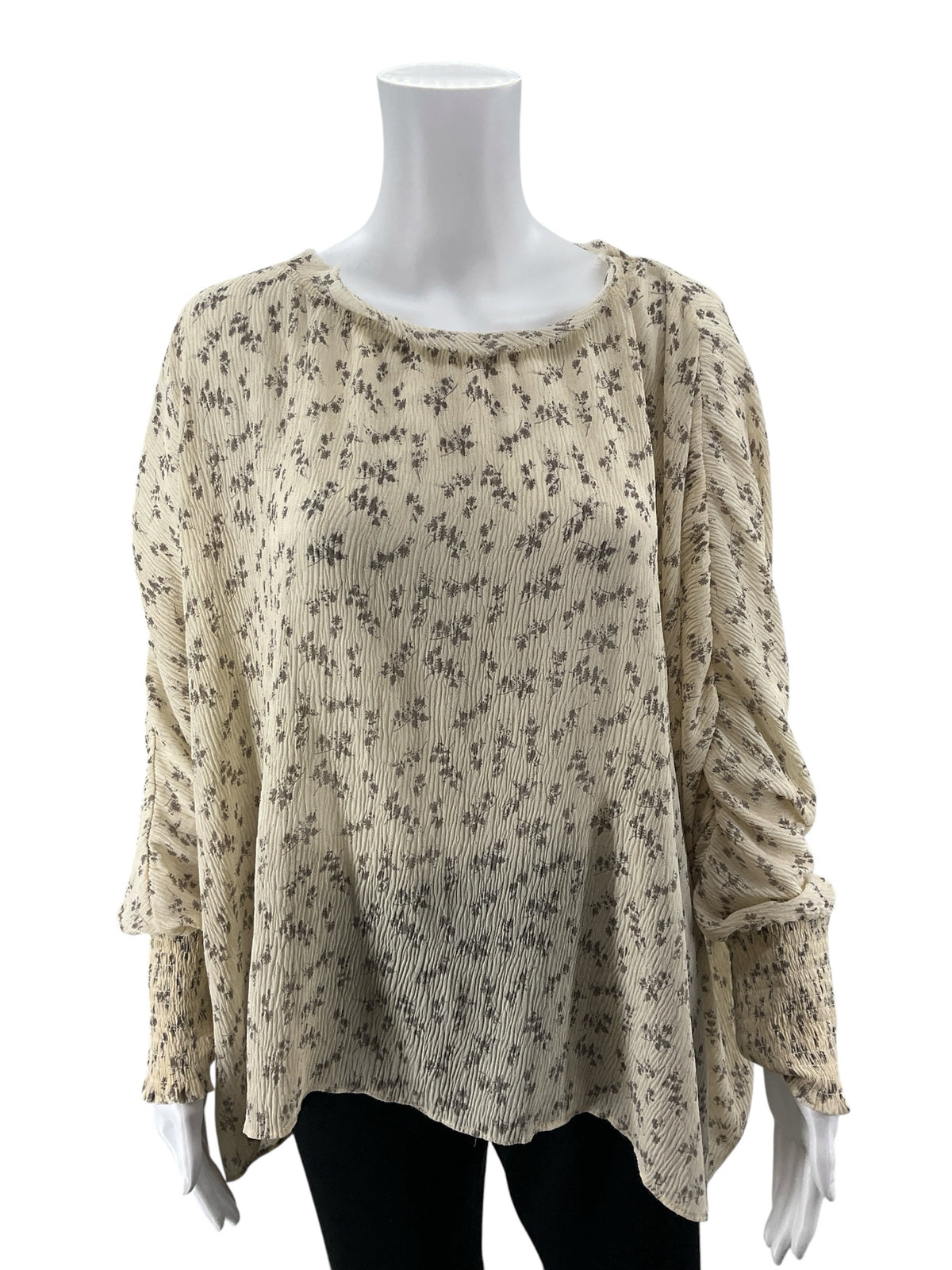 Grade & Gather Cream & Gray Floral Crinkle Blouse - Size S/M - ONLINE ONLY