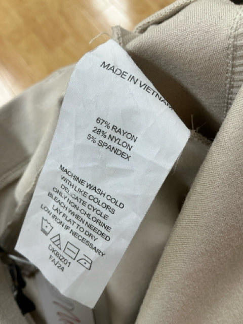 Quince Ultra-Stretch Ponte Straight Leg Pants Size Medium Clay
