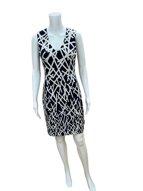 Adrianna Papell Navy/White Print Pre-Owned Ladies Dress - Size 4