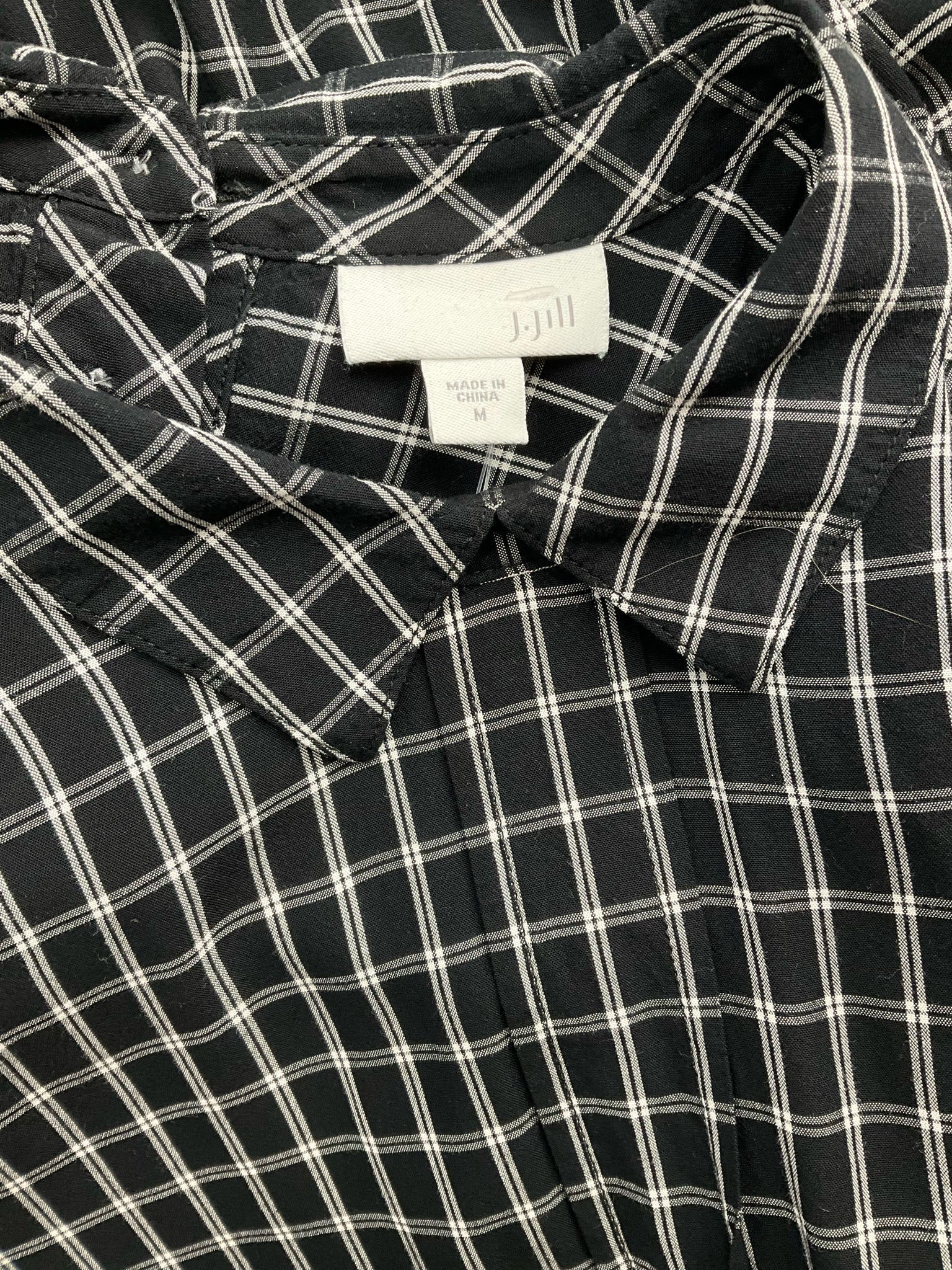 J Jill Black/White Print Pre-Owned Ladies Top -Size Medium - Margaret’s Fine Consignment