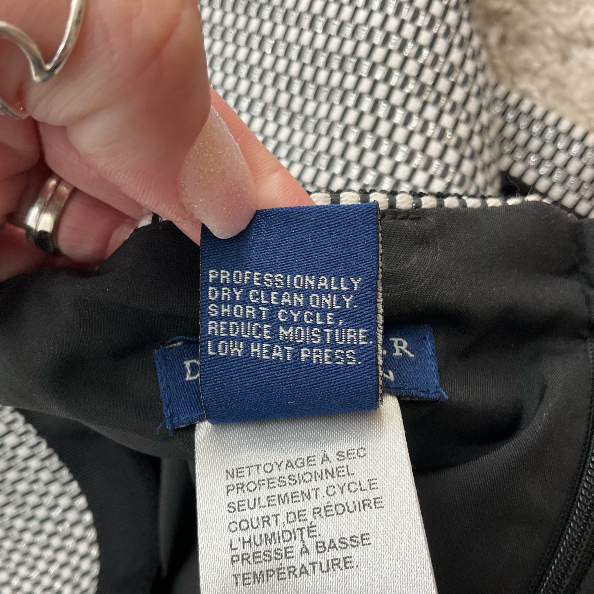 Doncaster Black White Print Pre-Owned Ladies Skirt – Size 12 - Margaret’s Fine Consignment