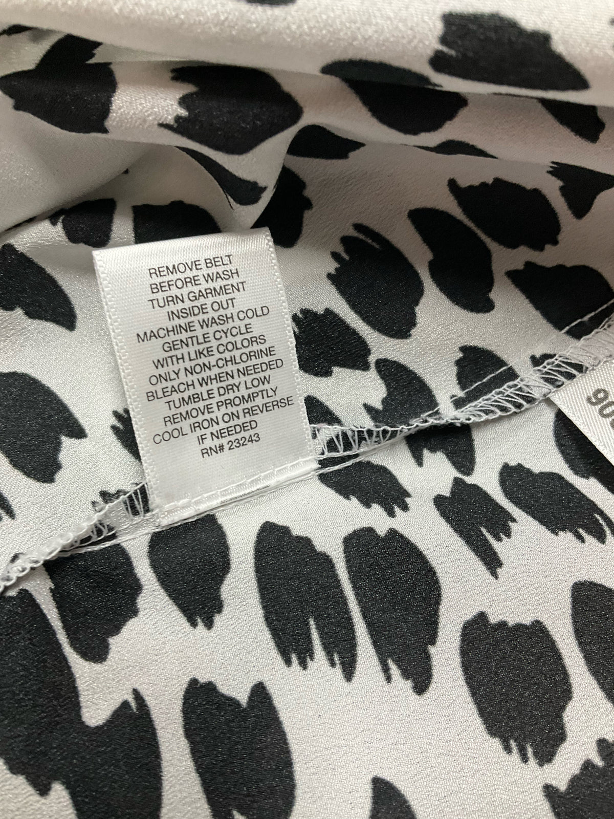 New York & Company Spotted Print Cap Sleeve Blouse Top | Size Small - ONLINE ONLY