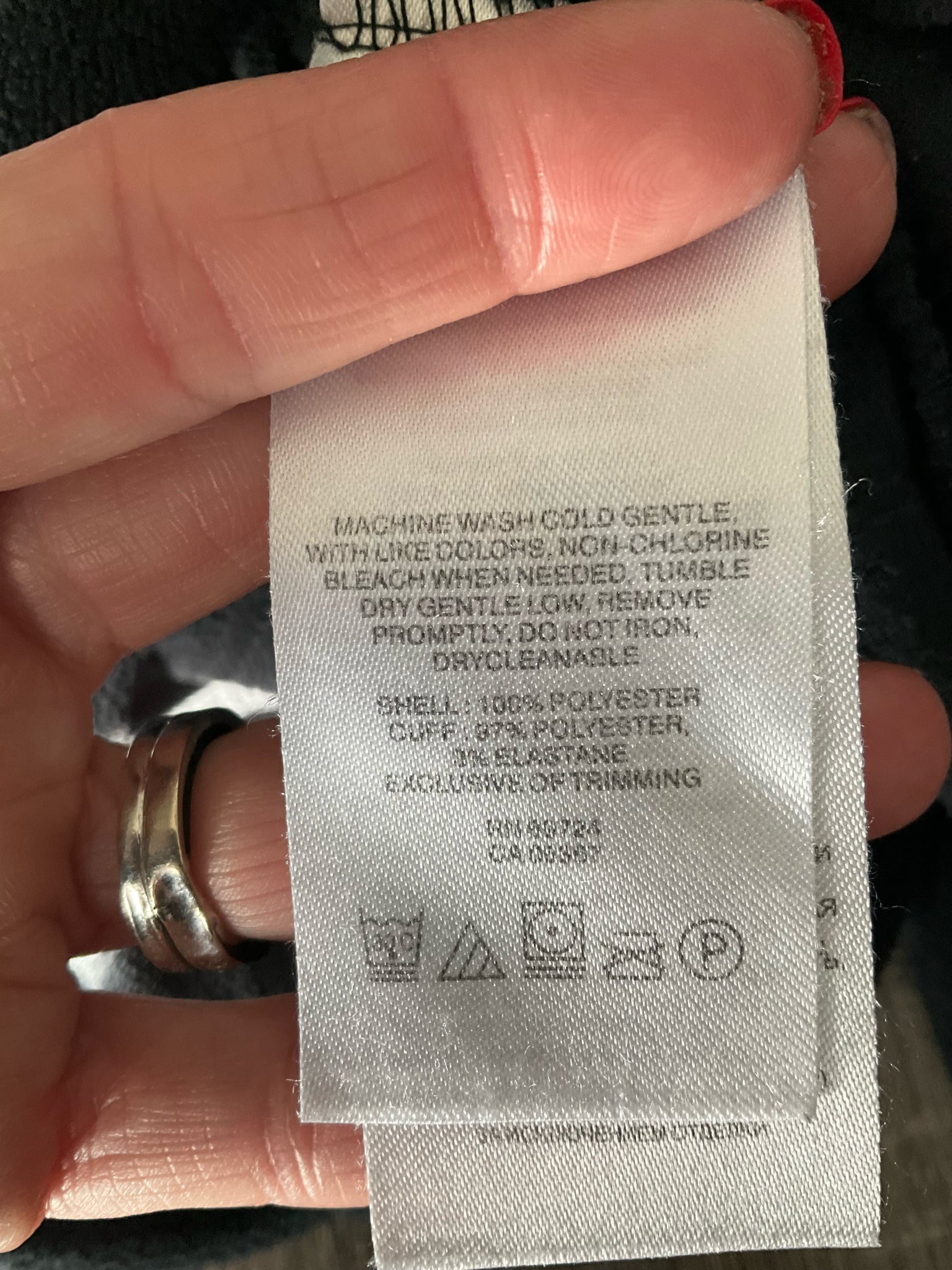 Columbia Black Fleece Pre-Owned Ladies Jacket -Size Medium