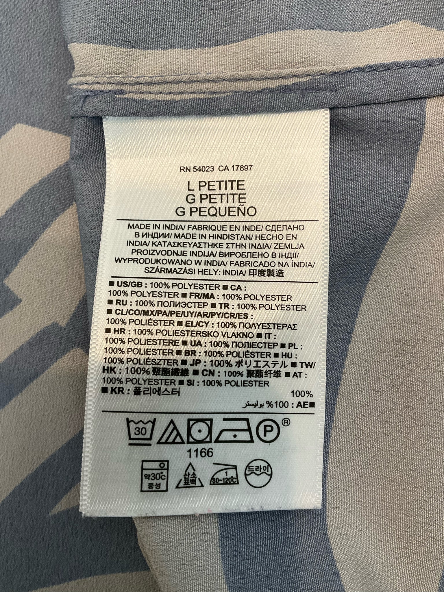 Banana Republic Petite Wave Print Sleeveless Blouse Top Gray Blue LP