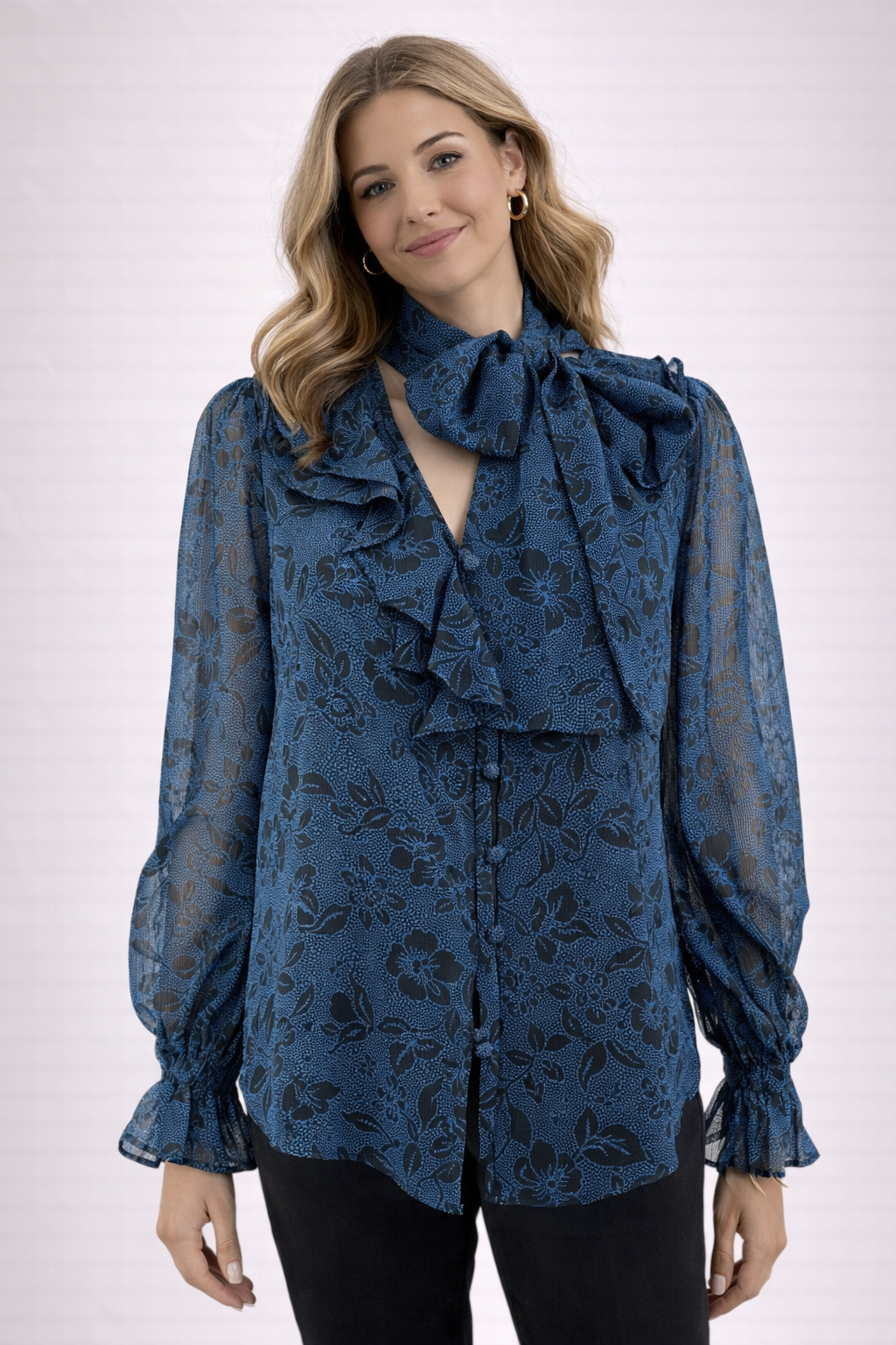 Ann Taylor Blue/Black Print Pre-Owned Ladies New with Tags Top - Size Small - Margaret’s Fine Consignment