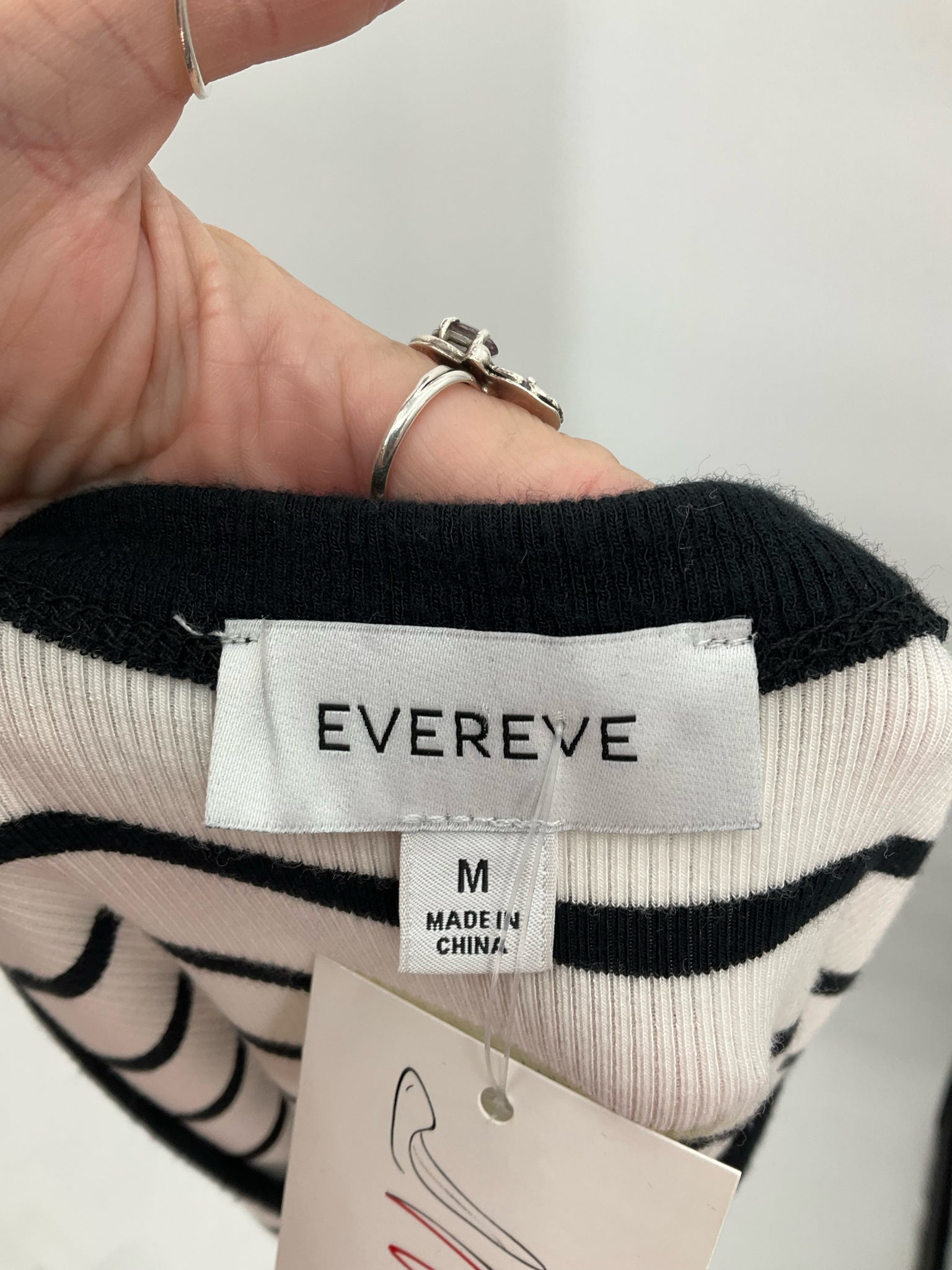Evereve black/white Sleeveless Eliana Black & White Striped Sleeveless Tank Top Size Medium - Size M