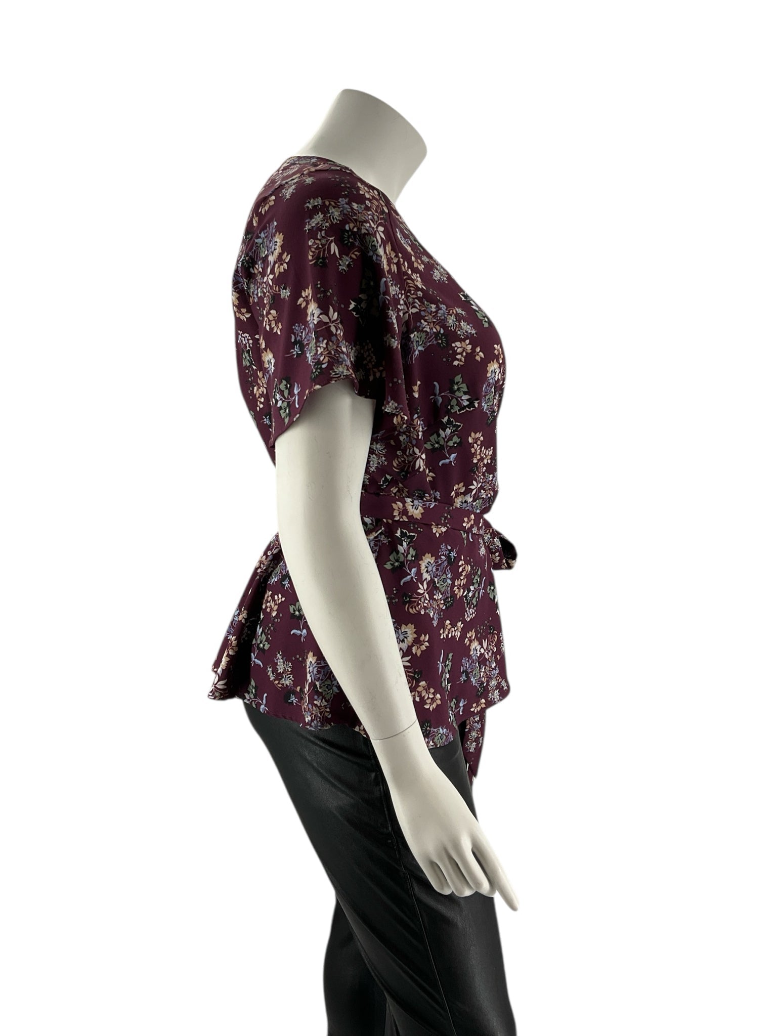 Loft Plum/Multi Floral Pre-Owned Ladies Casual Top - Size 18