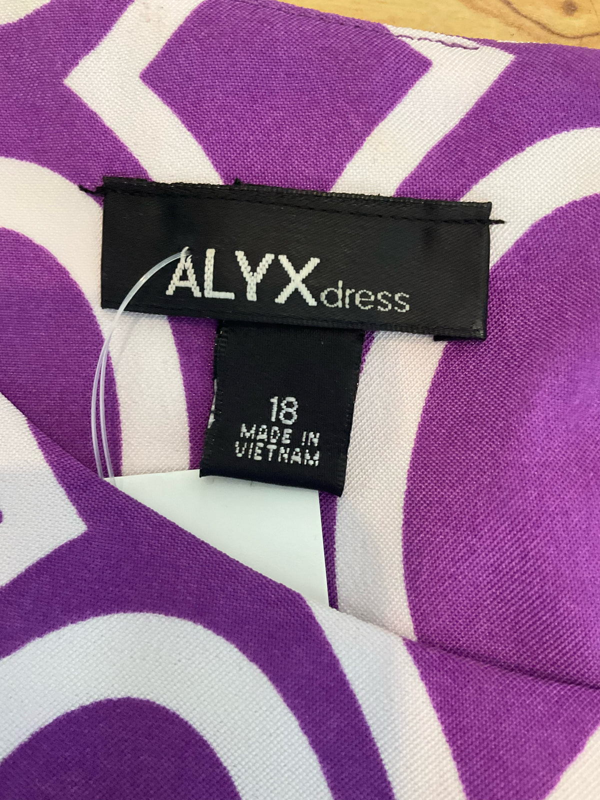 Alyx Women&
