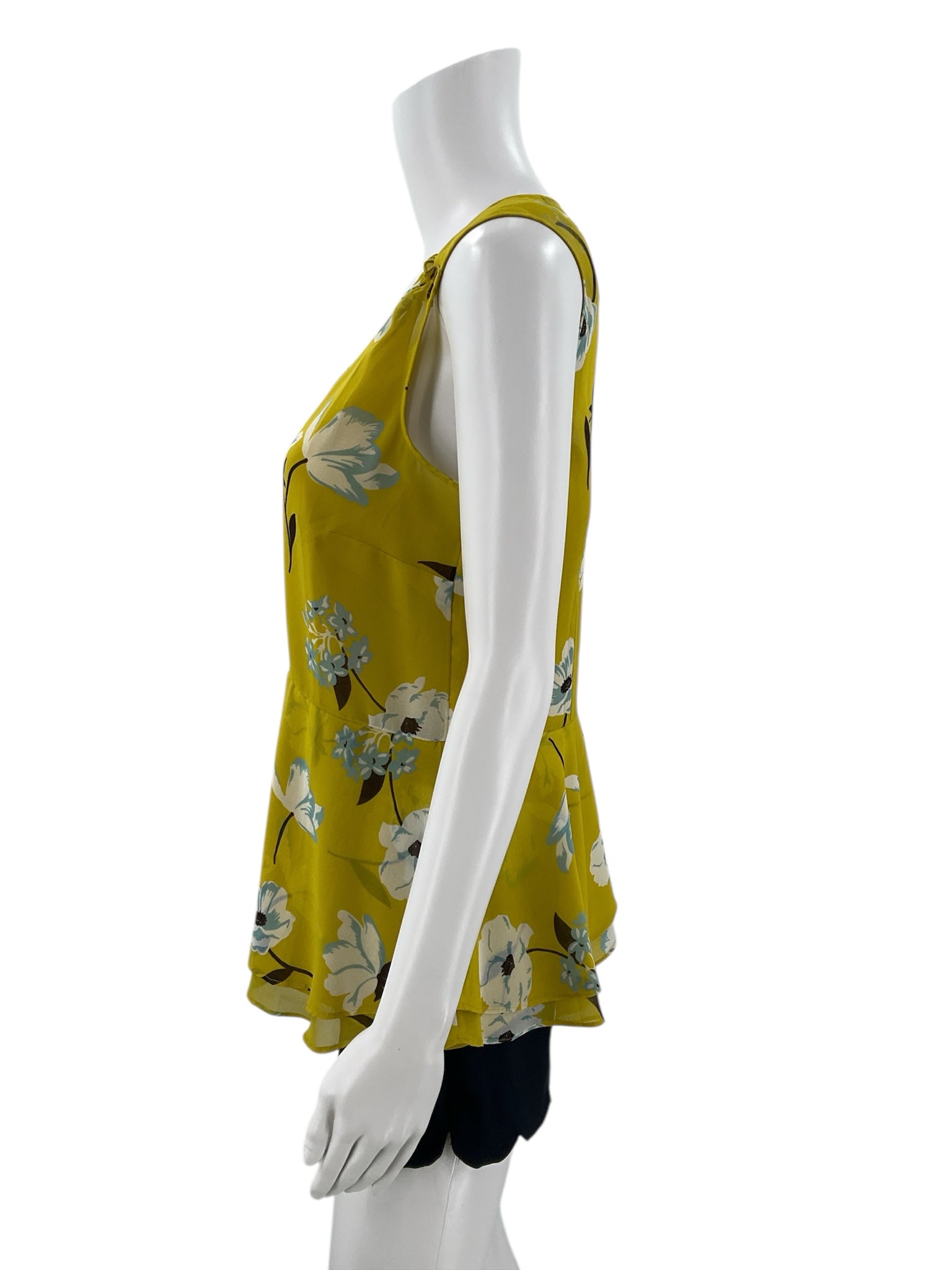 Cabi Yellow/White/Blue Floral Pre-Owned Top - Size Small - Margaret’s Fine Consignment
