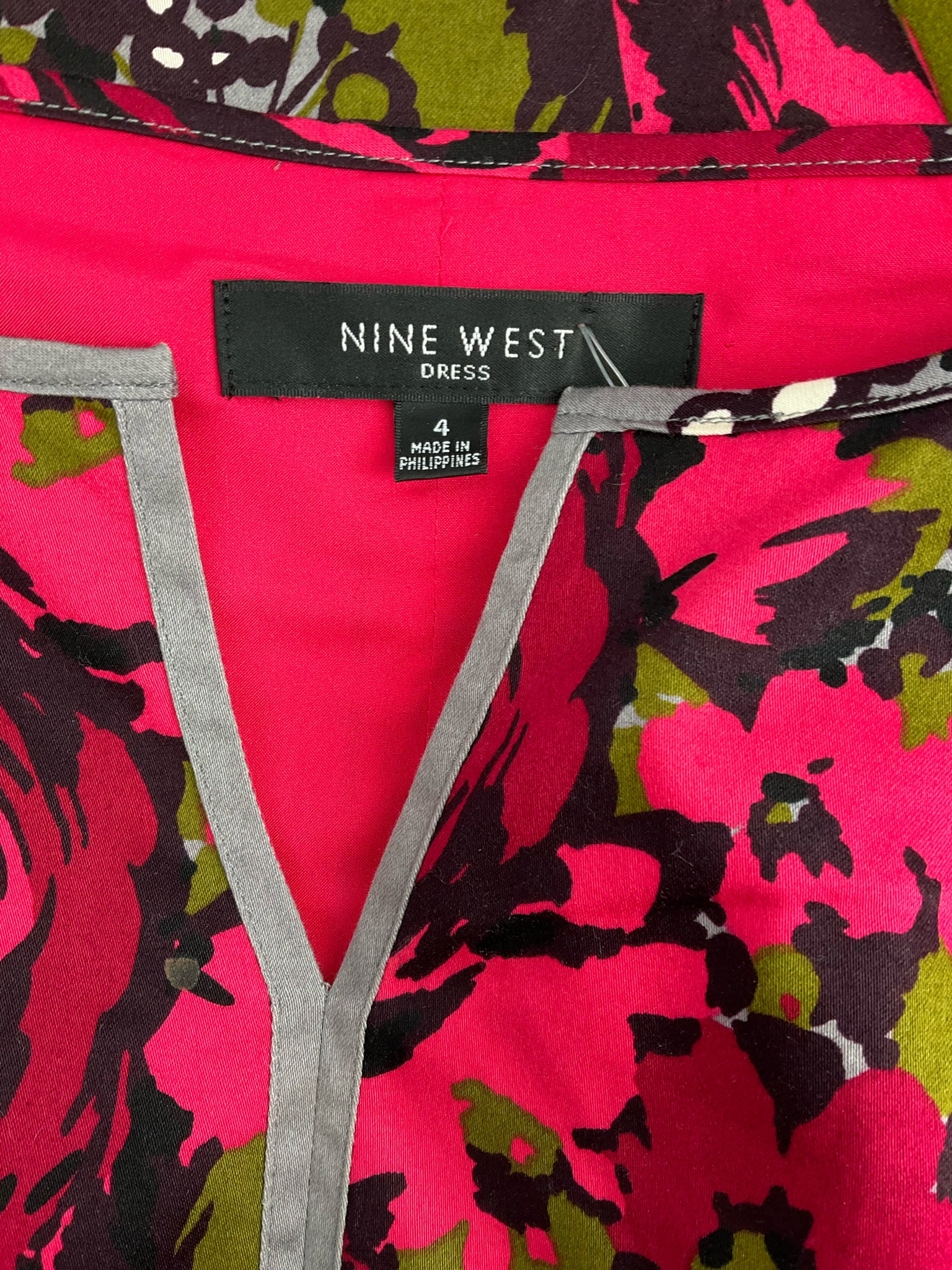 Nine West Gray/mult Floral Pre-Owned Ladies Dress - Size 4