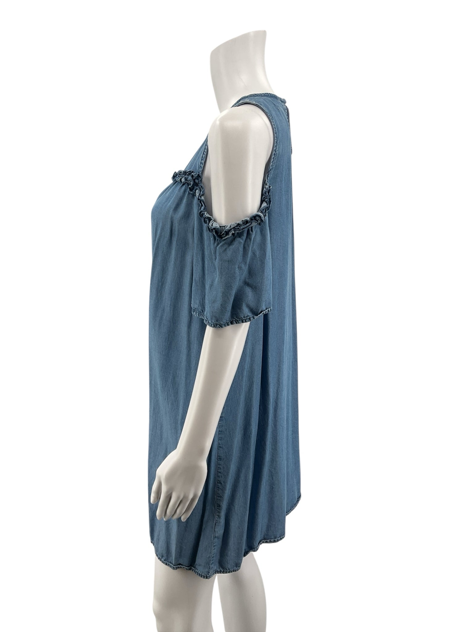 LC Lauren Conrad Blue Shift Chambray Ruffle Cold-Shoulder Dress Size Small - Size S