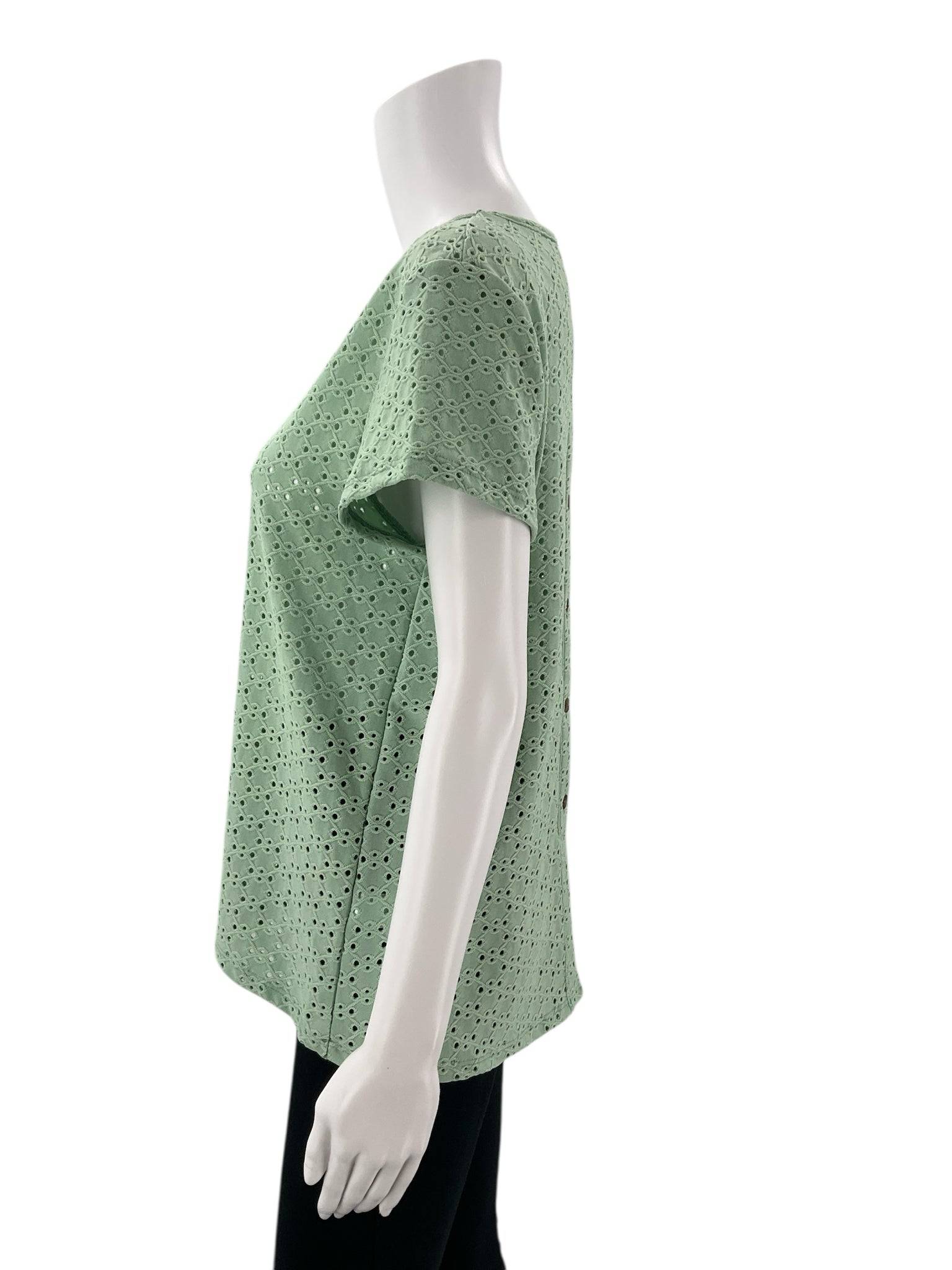 Coin 1804 Green Eyelet Pre-Owned Ladies Top - Size Small - Margaret’s Fine Consignment