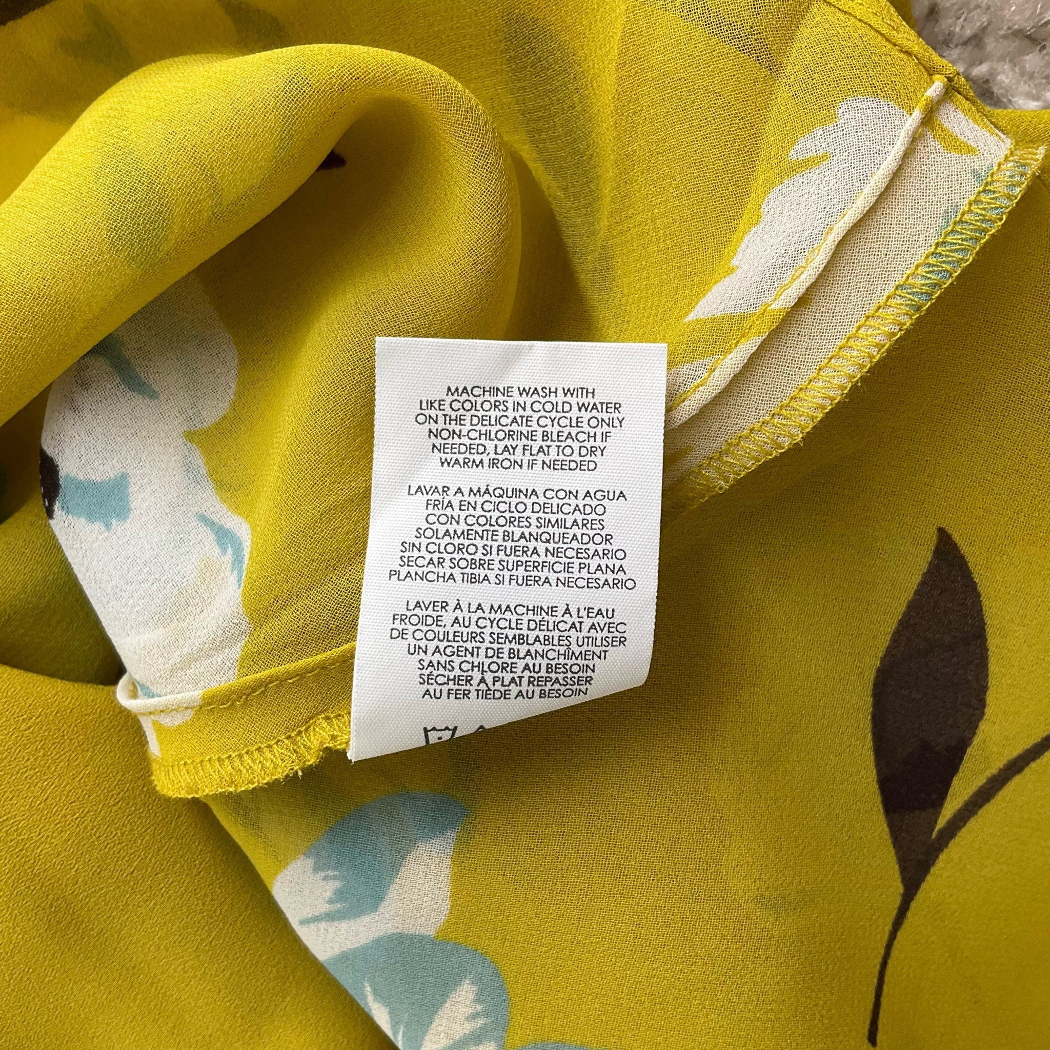 Cabi Yellow/White/Blue Floral Pre-Owned Top - Size Small - Margaret’s Fine Consignment