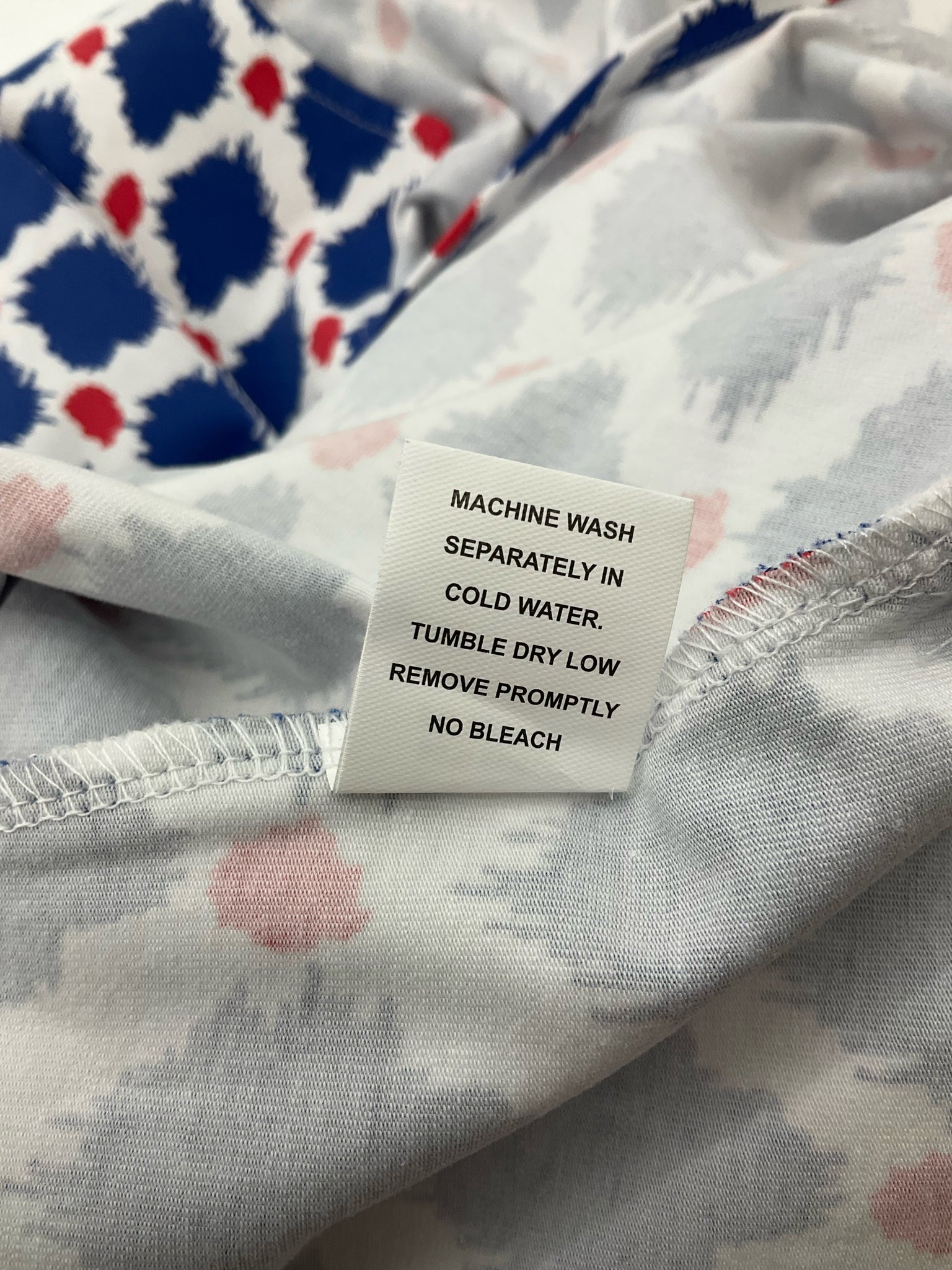 Barbara Gerwit white/red/blue Shift Barabara Gerwit White/Red/Blue Print Pre-Owned Ladies Dress - Size XL - Size XL