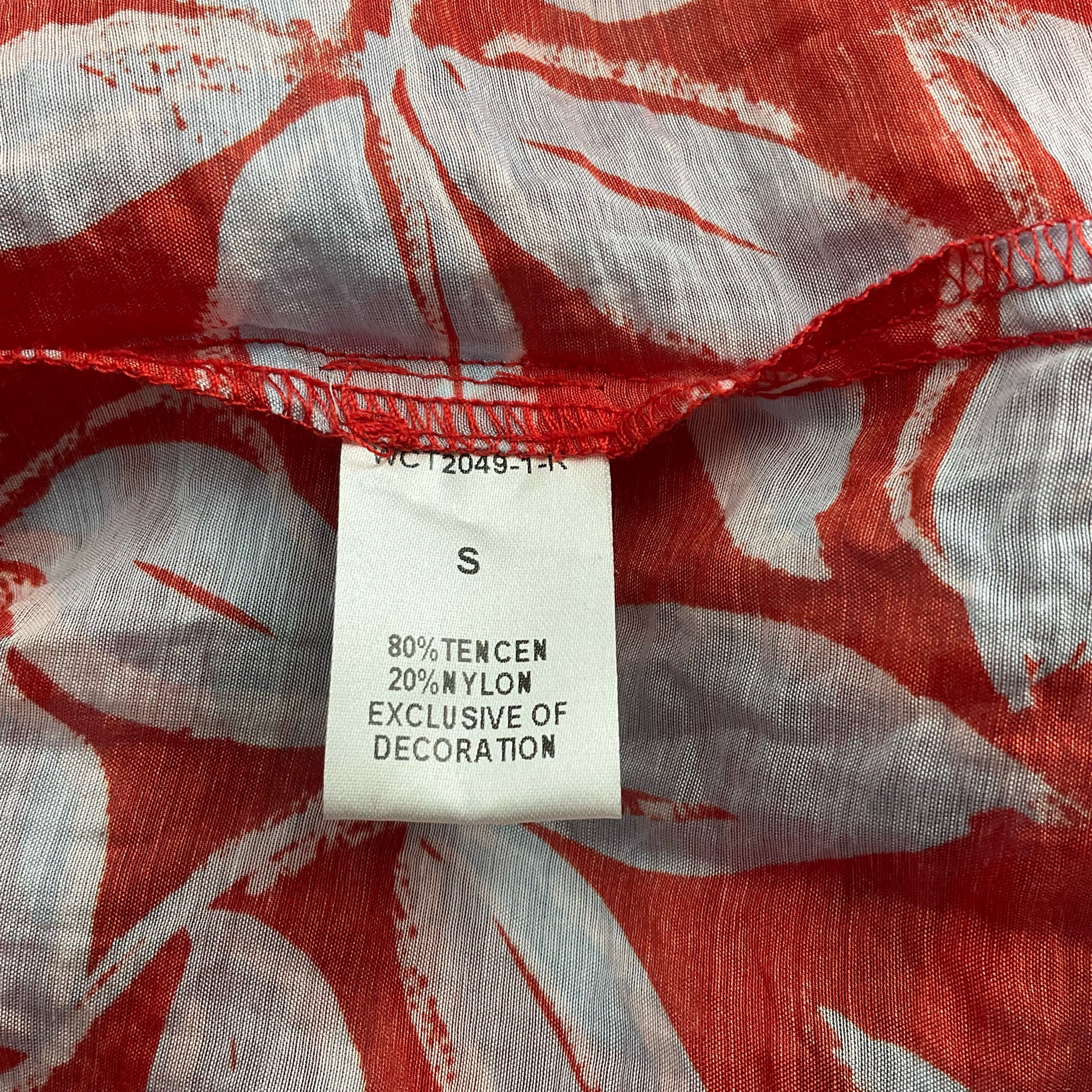 THML Red/Light Blue Print Top - Size Small
