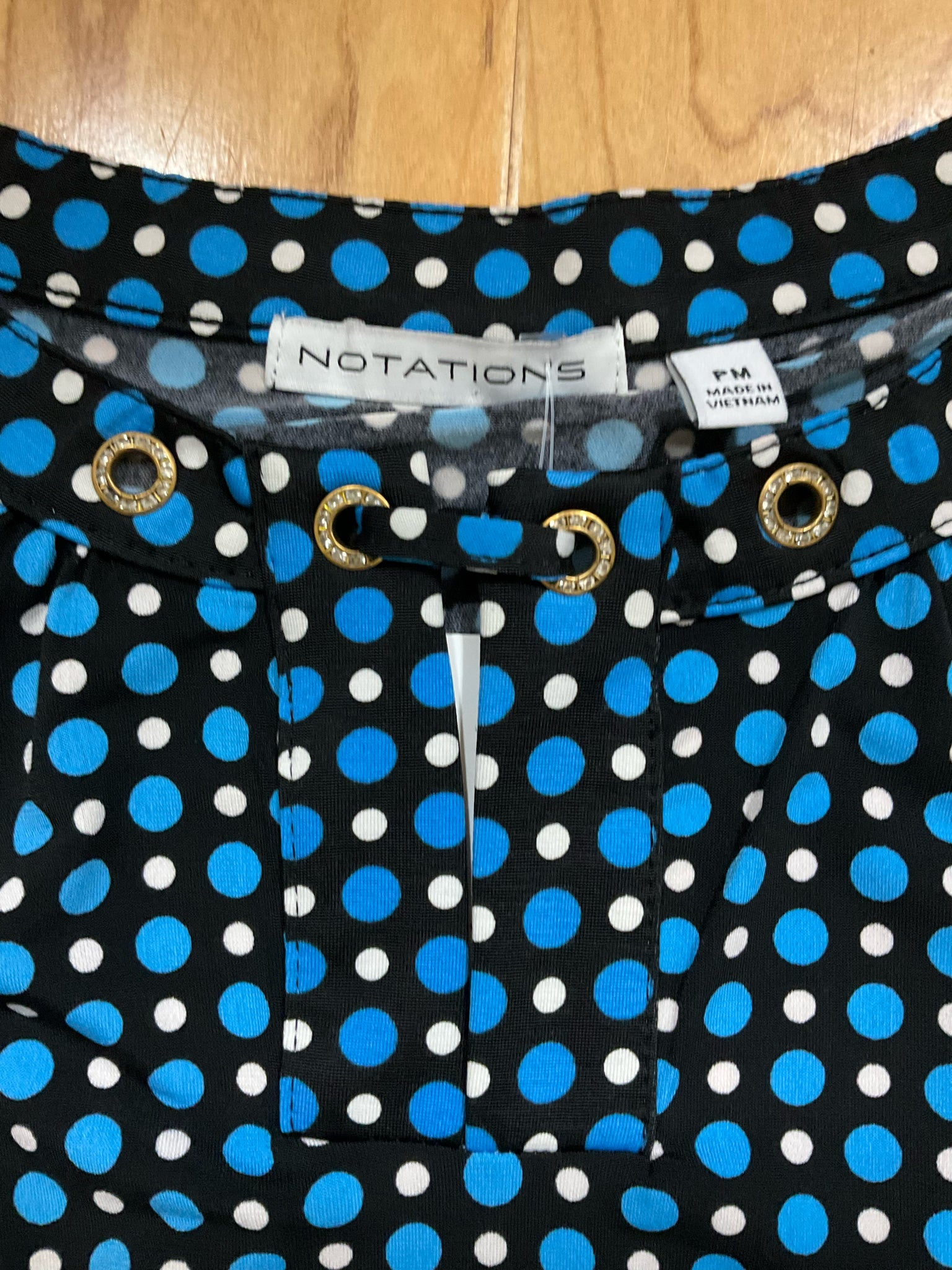 Notations Polka Dot Grommet Tie-Neck Top Size Petite Medium Black Blue