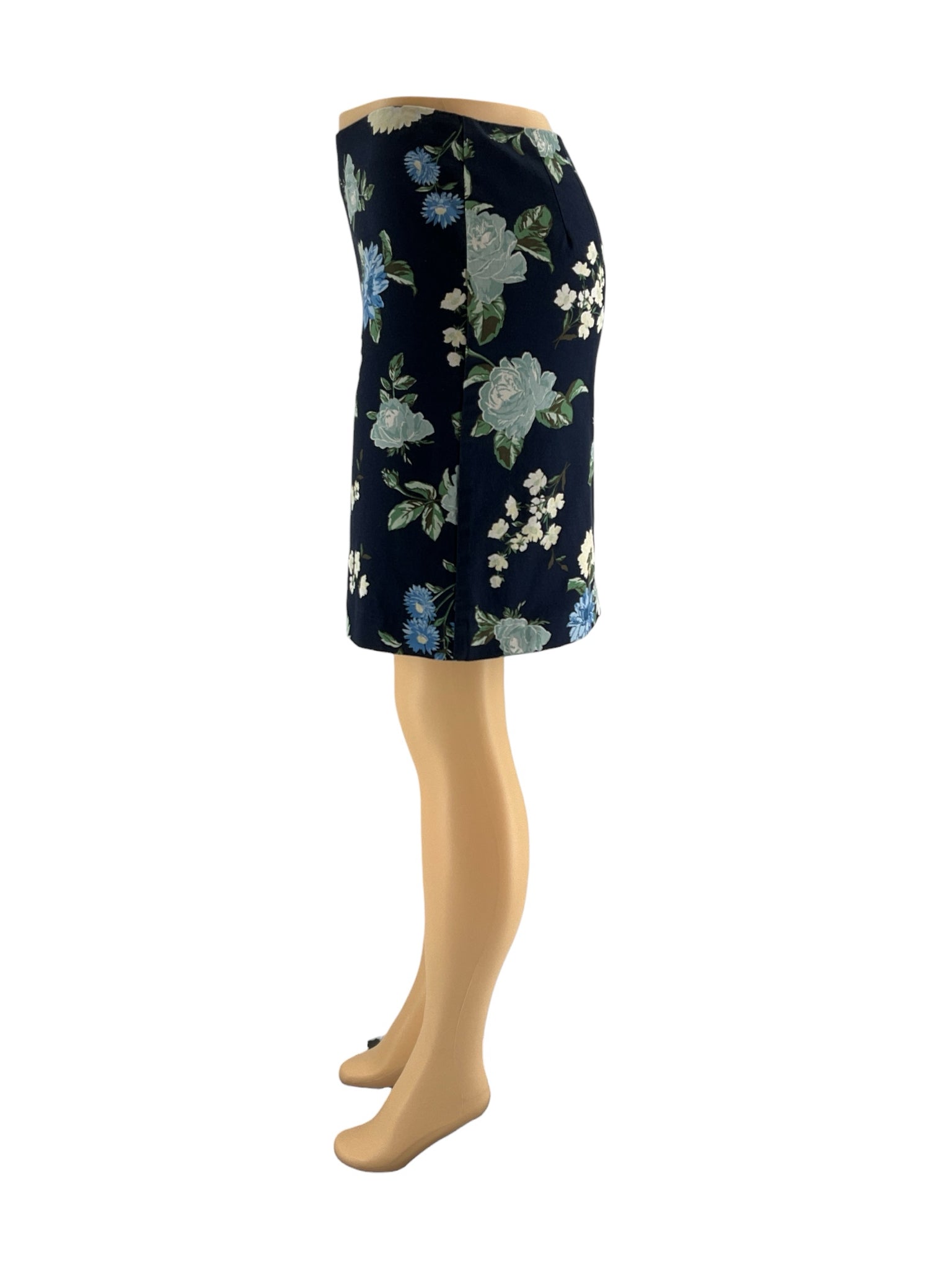 Ann Taylor navy/green/yellow Skirt Navy/Green/Yellow Floral Pre-Owned Ladies Skirt - Size 4 Petite - Size 4 Petite
