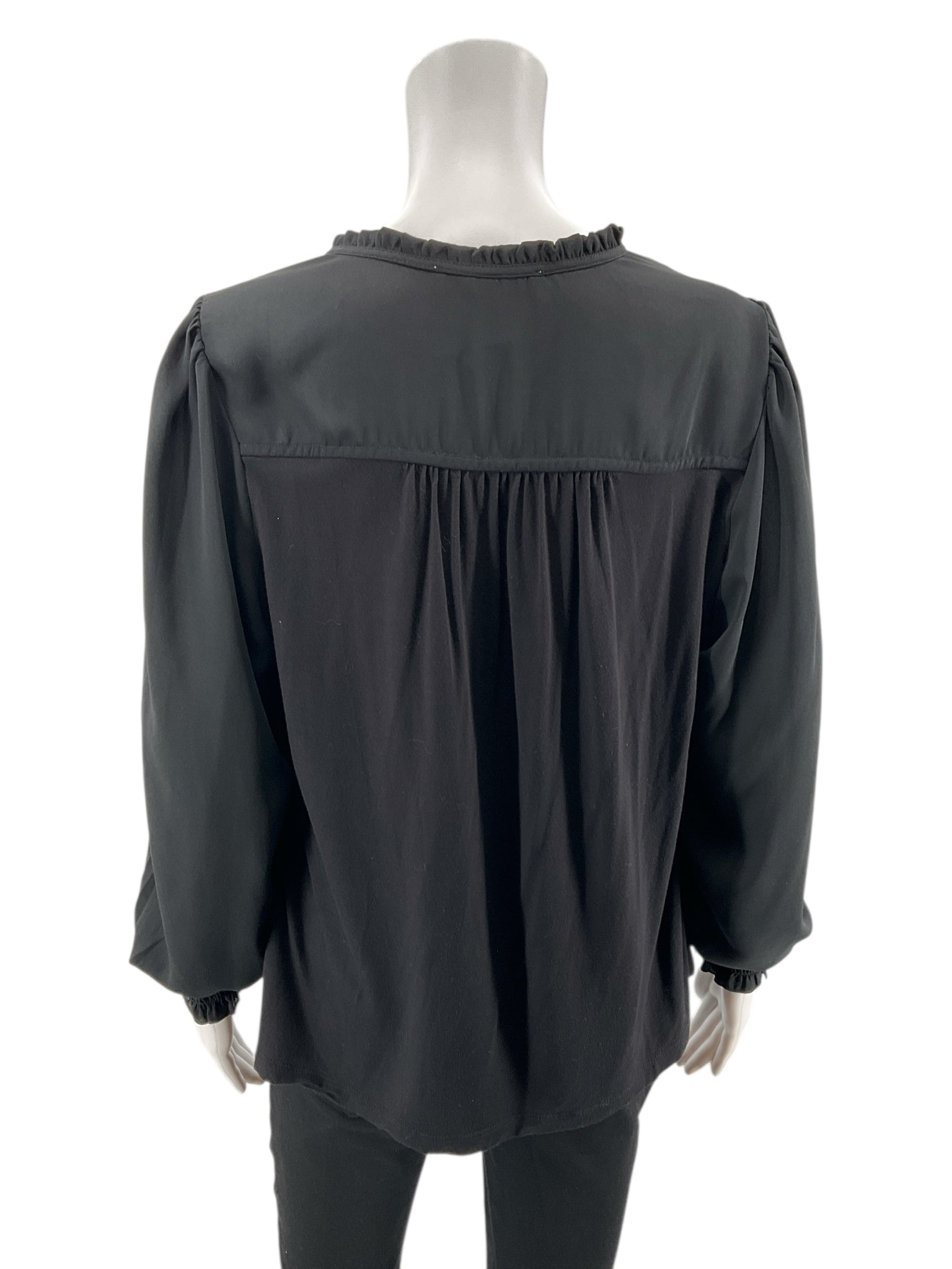 Loft Black Solid Pre-Owned Ladies Casual Top - Size Medium Petite
