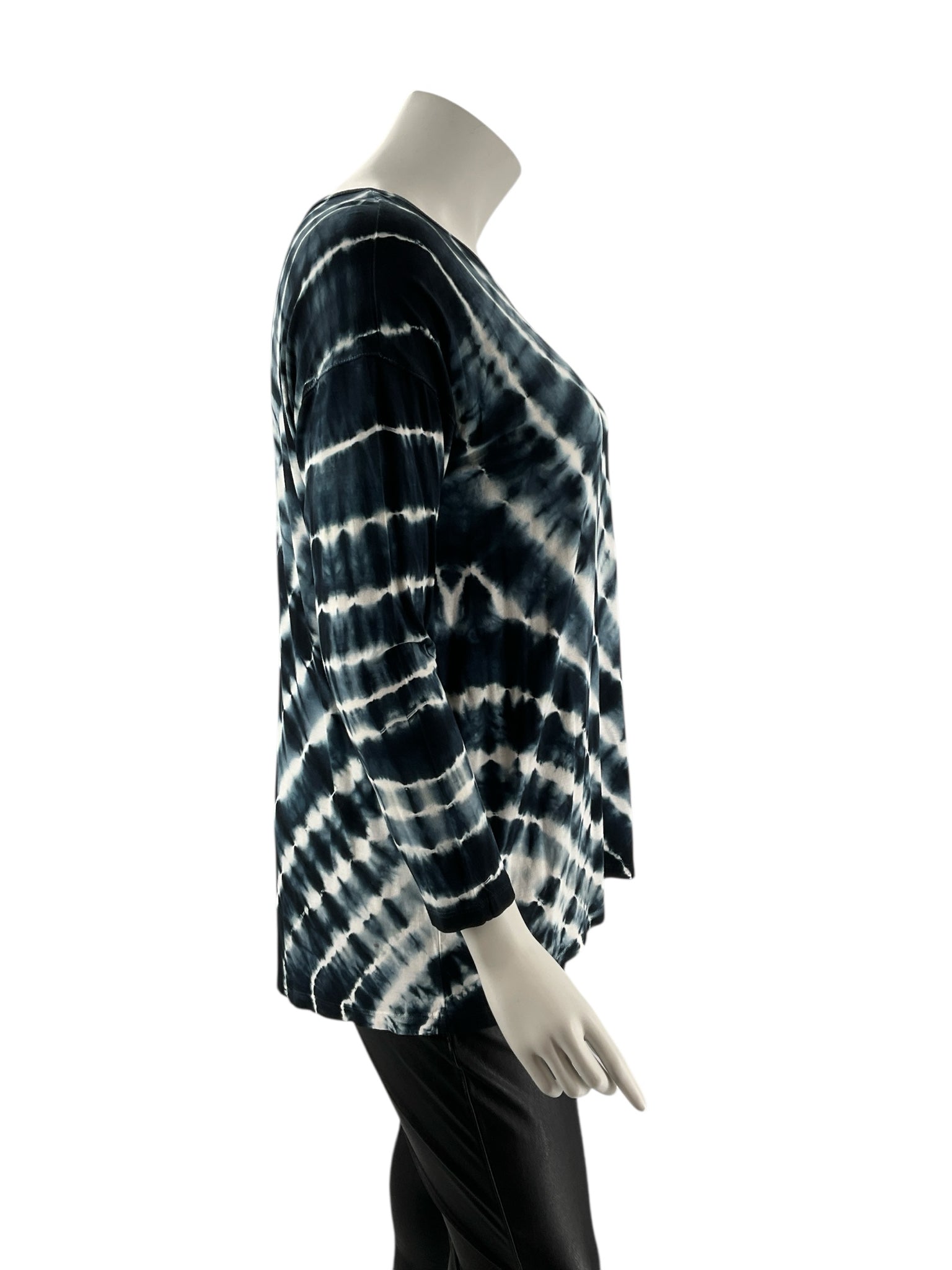 Style & Co Navy/White Tye Dye Pre-Owned Ladies Casual Top - Size 2X - Margaret’s Fine Consignment
