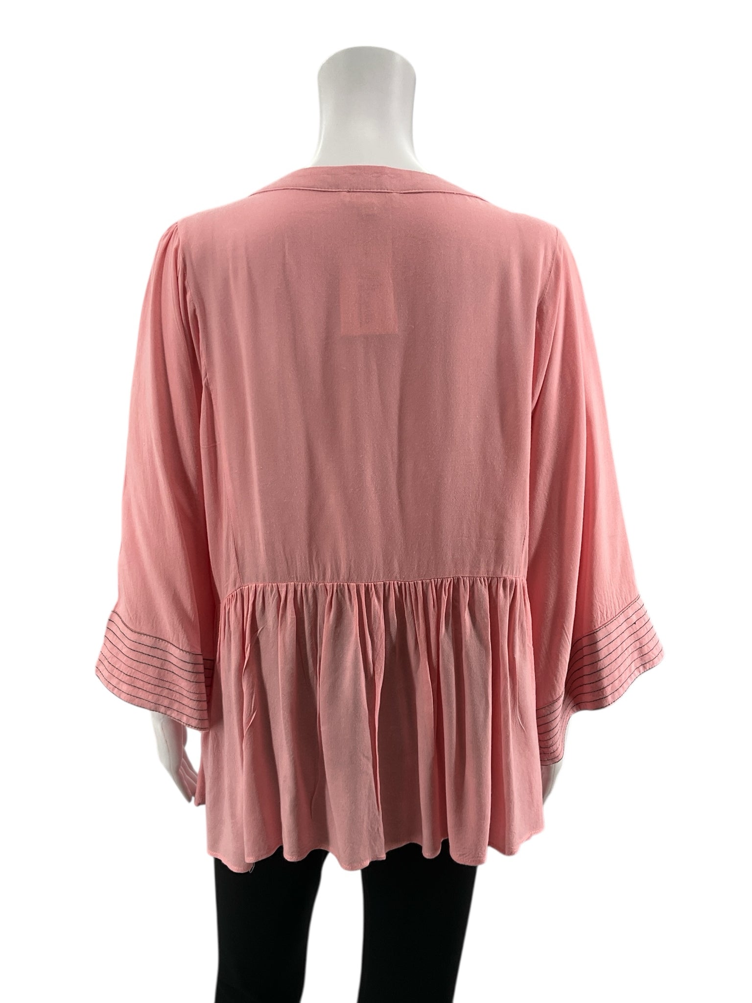 Entro Pink 3/4 Sleeve Pink Floral Embroidered Boho Peplum Blouse Tassel Tie Top Size Large - Size L