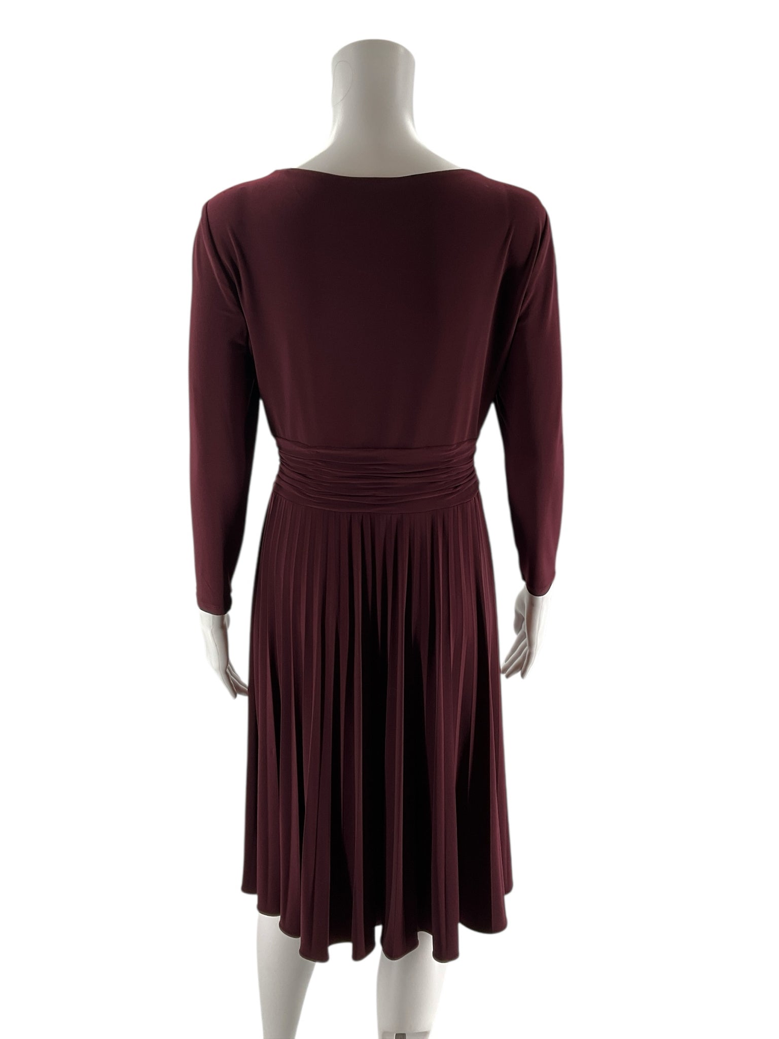 Jones New York Burgundy Solid Pre-Owned Ladies Dress - Size 4