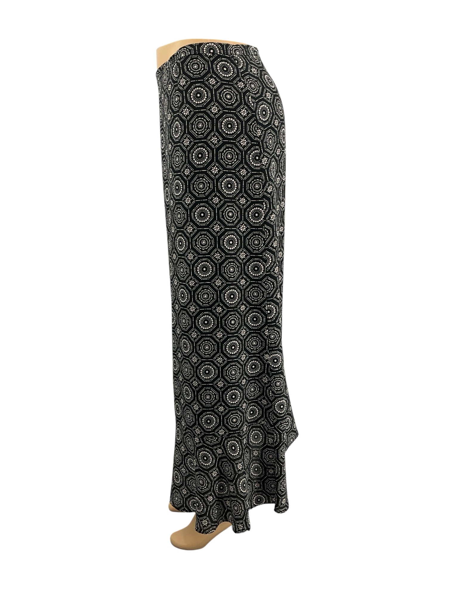 Harolds black/tan Print Pre-Owned Ladies Skirt - Size 14 - Margaret’s Fine Consignment