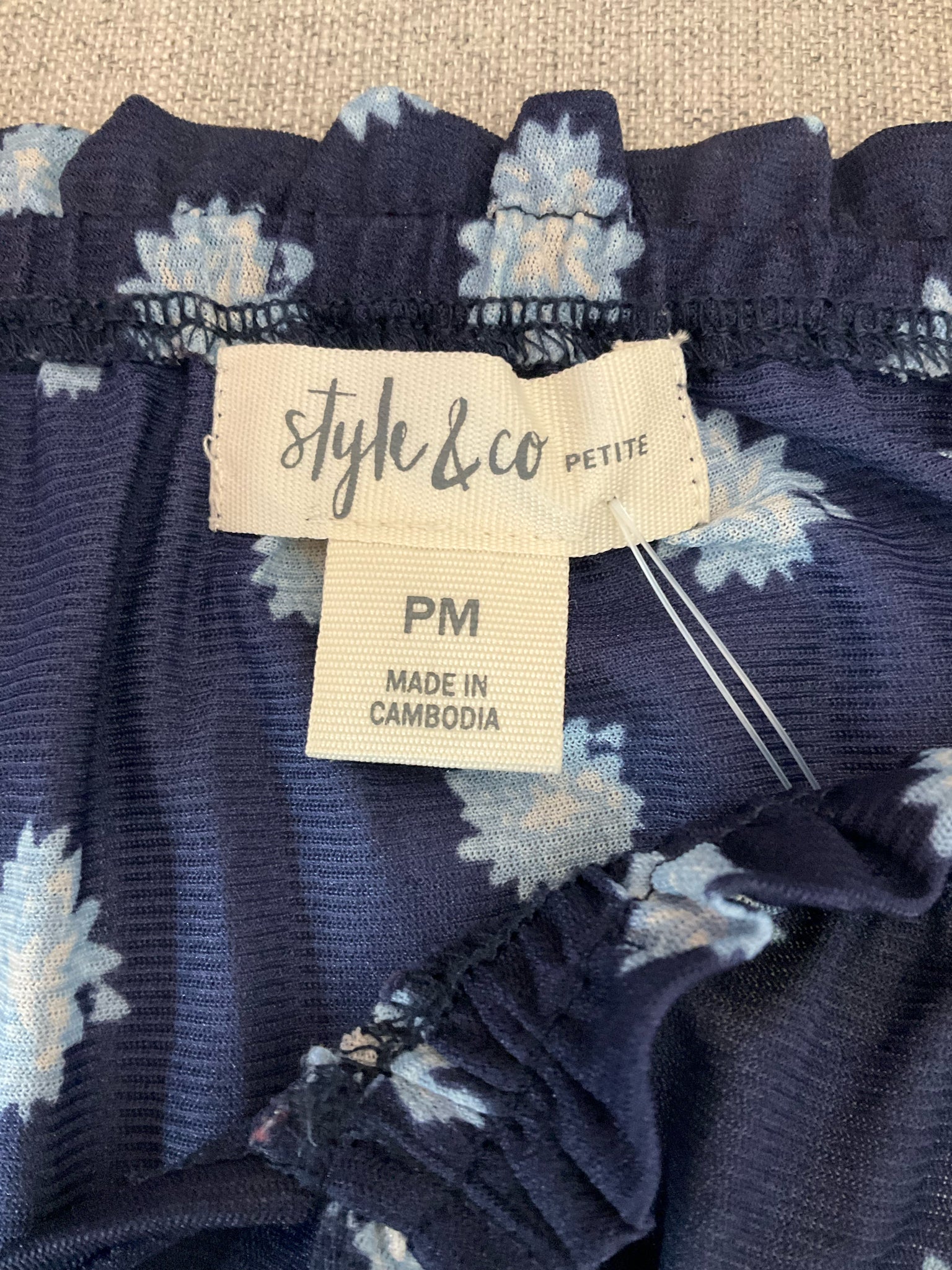Style & Co Petite Floral Bohemian Peasant Top with Lace Trim Size PM