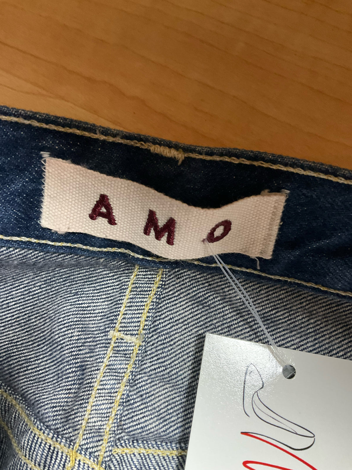 Amo Loverboy High Rise Straight Leg Crop Jeans Indie Blue Size 28 - ONLINE ONLY