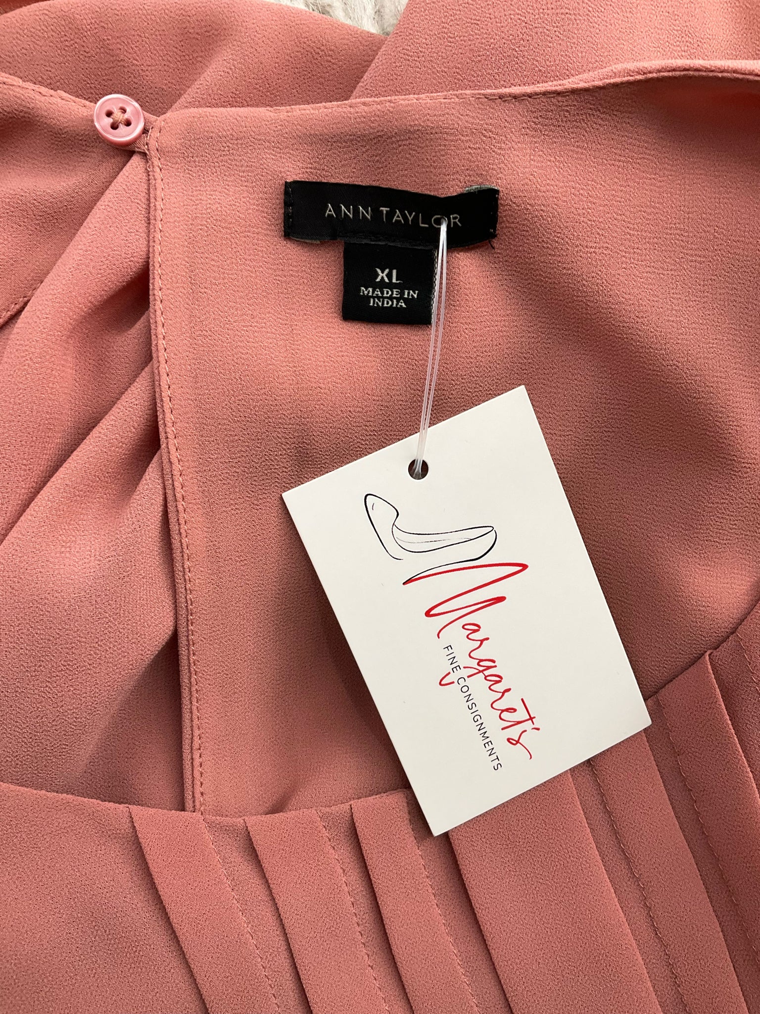 Ann Taylor Pleated Sleeveless Chiffon Shell Top Salmon Pink | XL