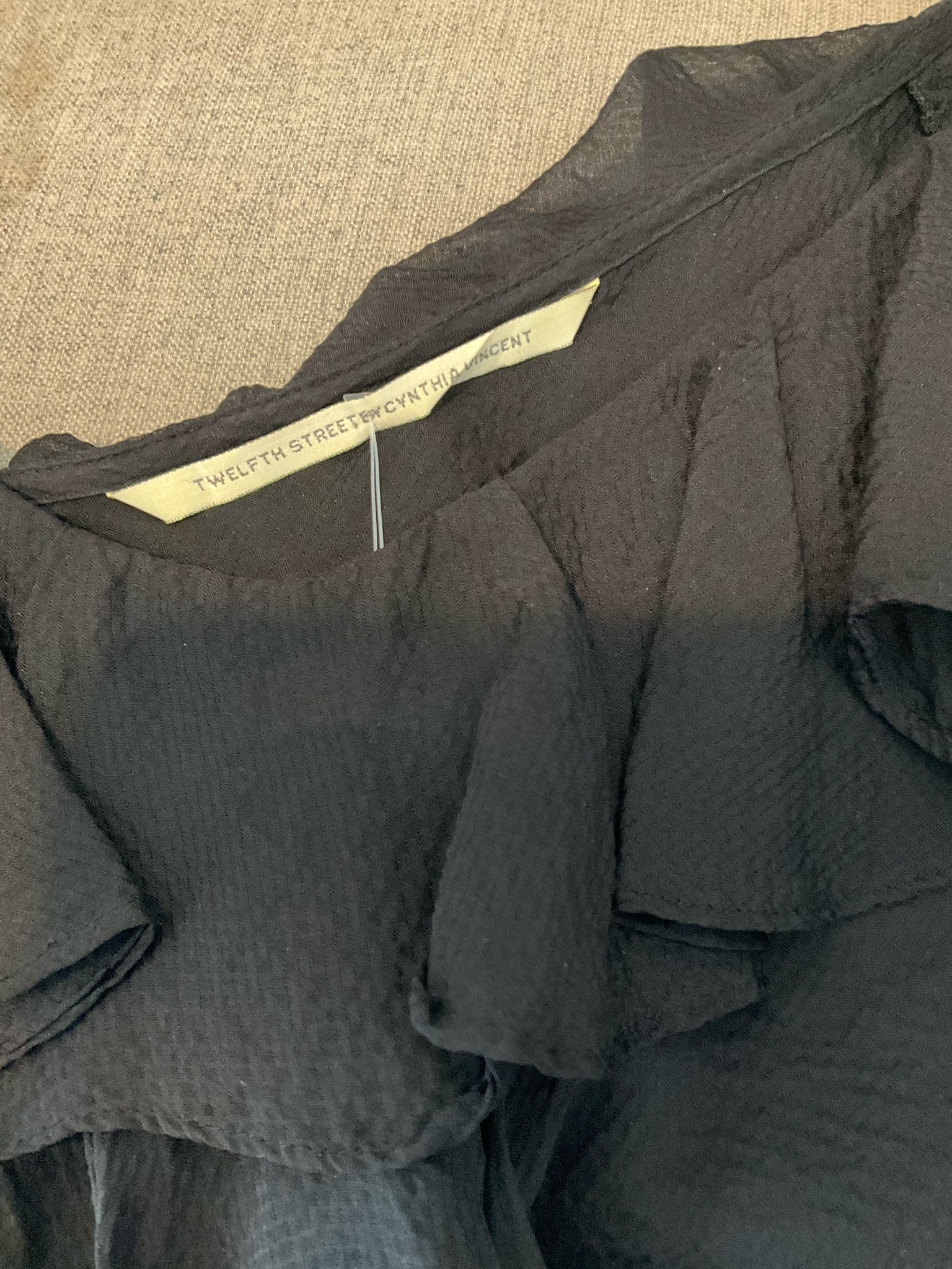 Twelfth Street by Cynthia Vincent Black Silk Cascading Ruffle Top Size 4
