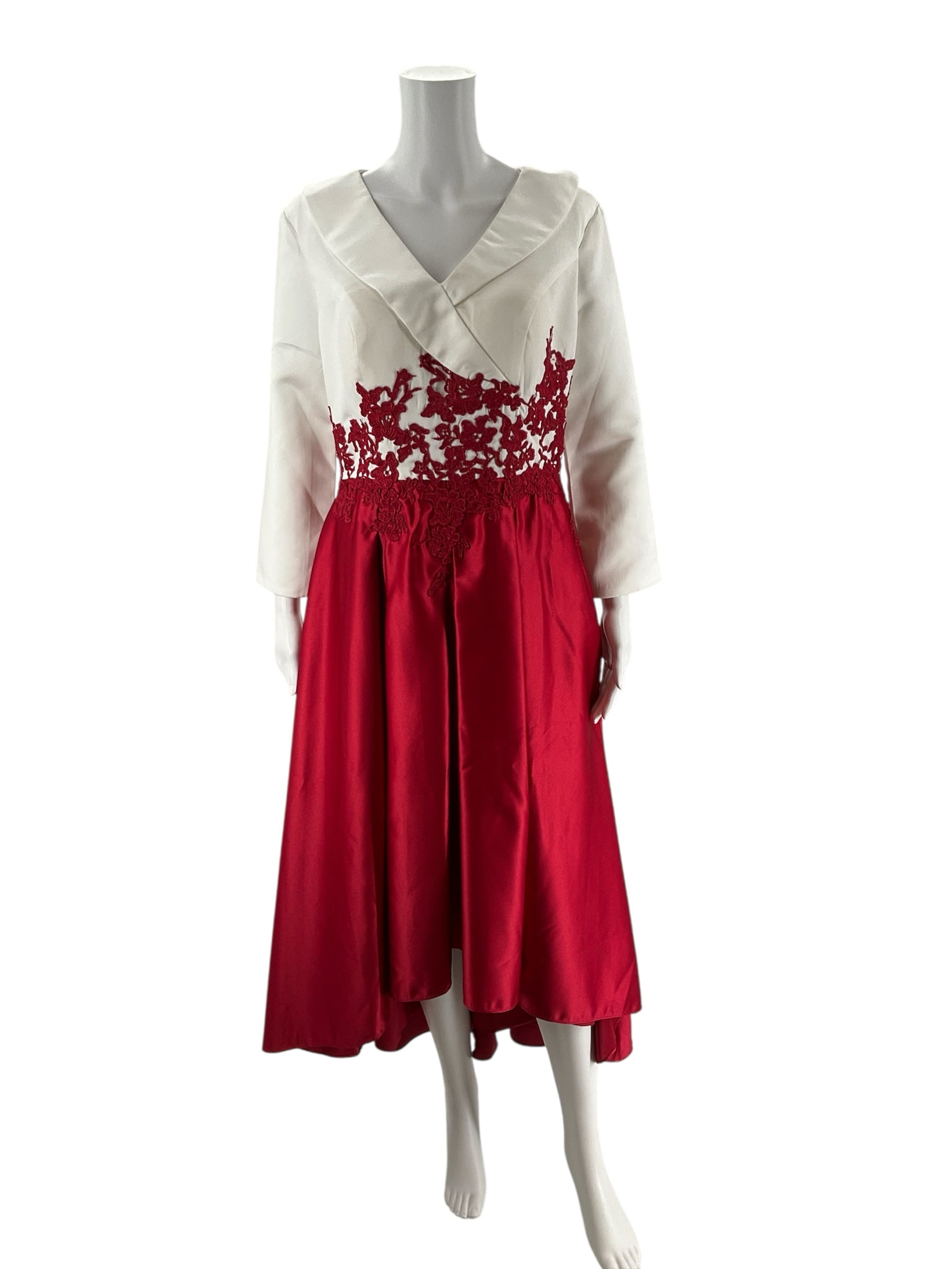 White & Red Embroidered 3/4 Sleeve Dress – Women’s Size 12 - ONLINE ONLY
