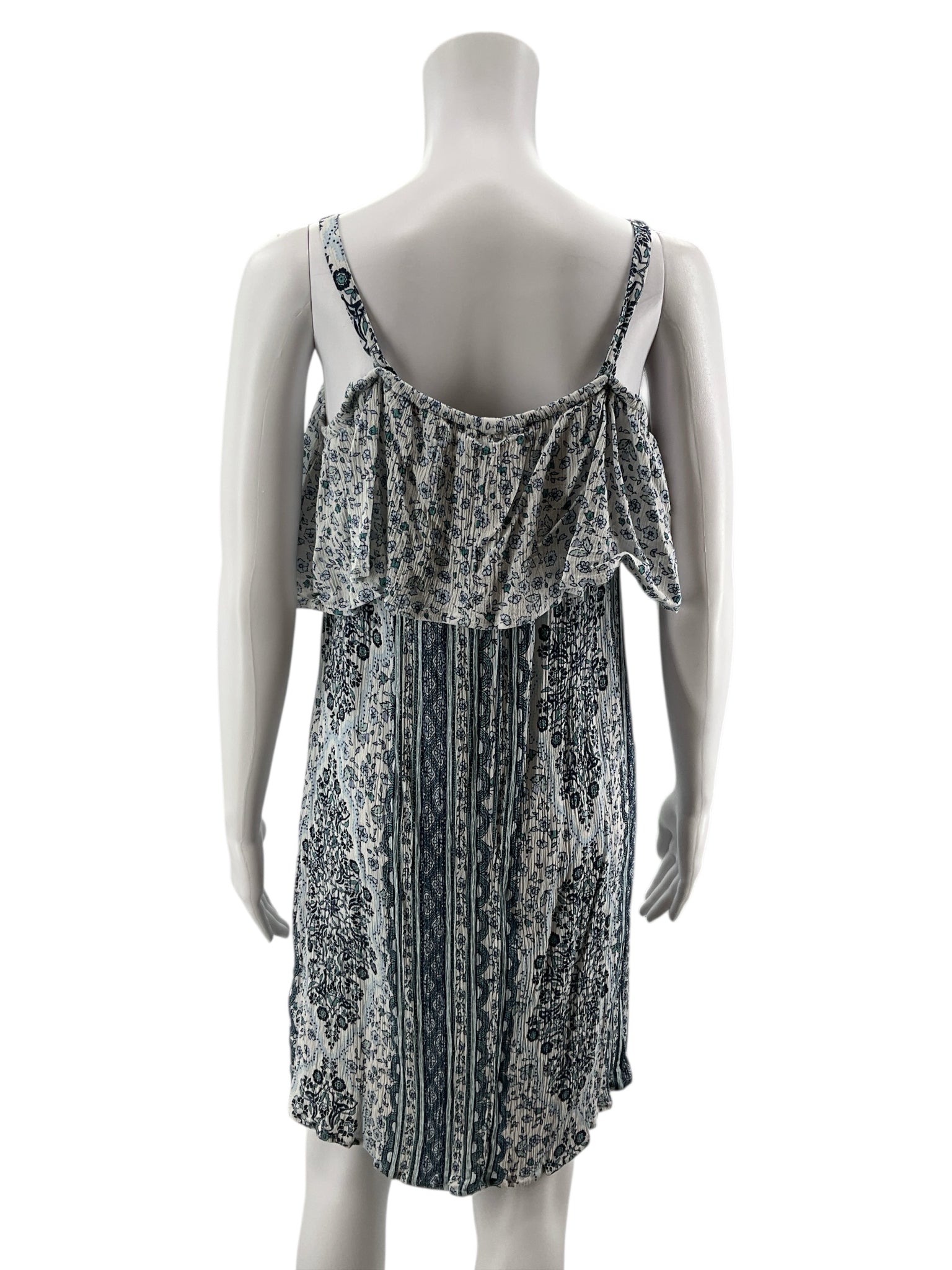 Wildflower white/blue/green Floral Floral Ruffle Cold Shoulder Sundress Size Medium - Size M