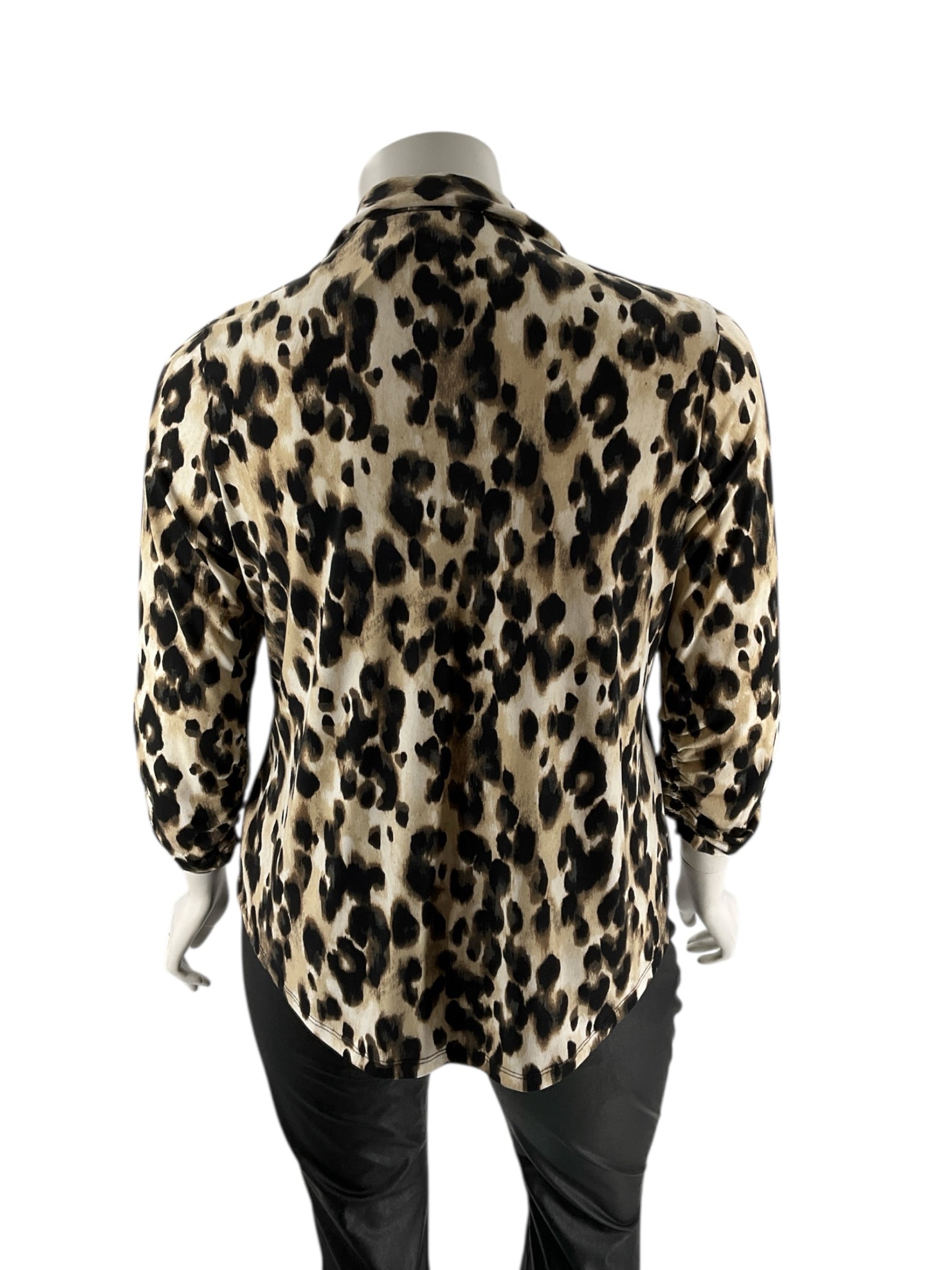 JM Collection Cream/Black/Brown Cheetah Pre-Owned Ladies Top - Size 2X