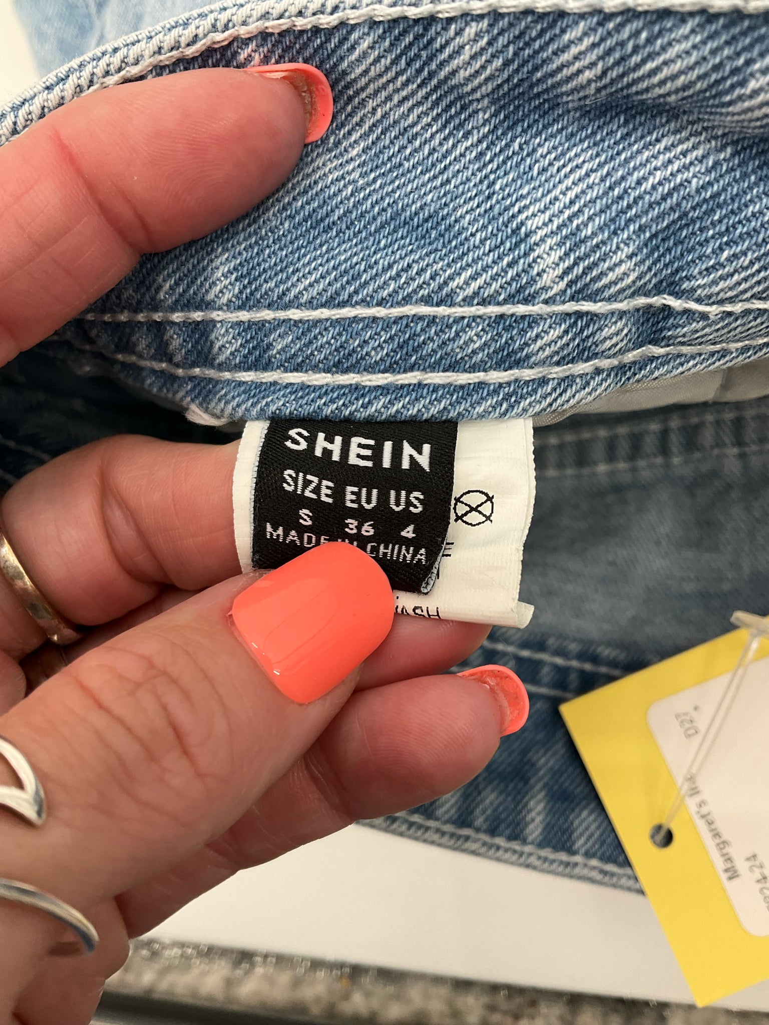 Shein Blue Shorts Size 4 Blue Cargo Shorts - Size 4