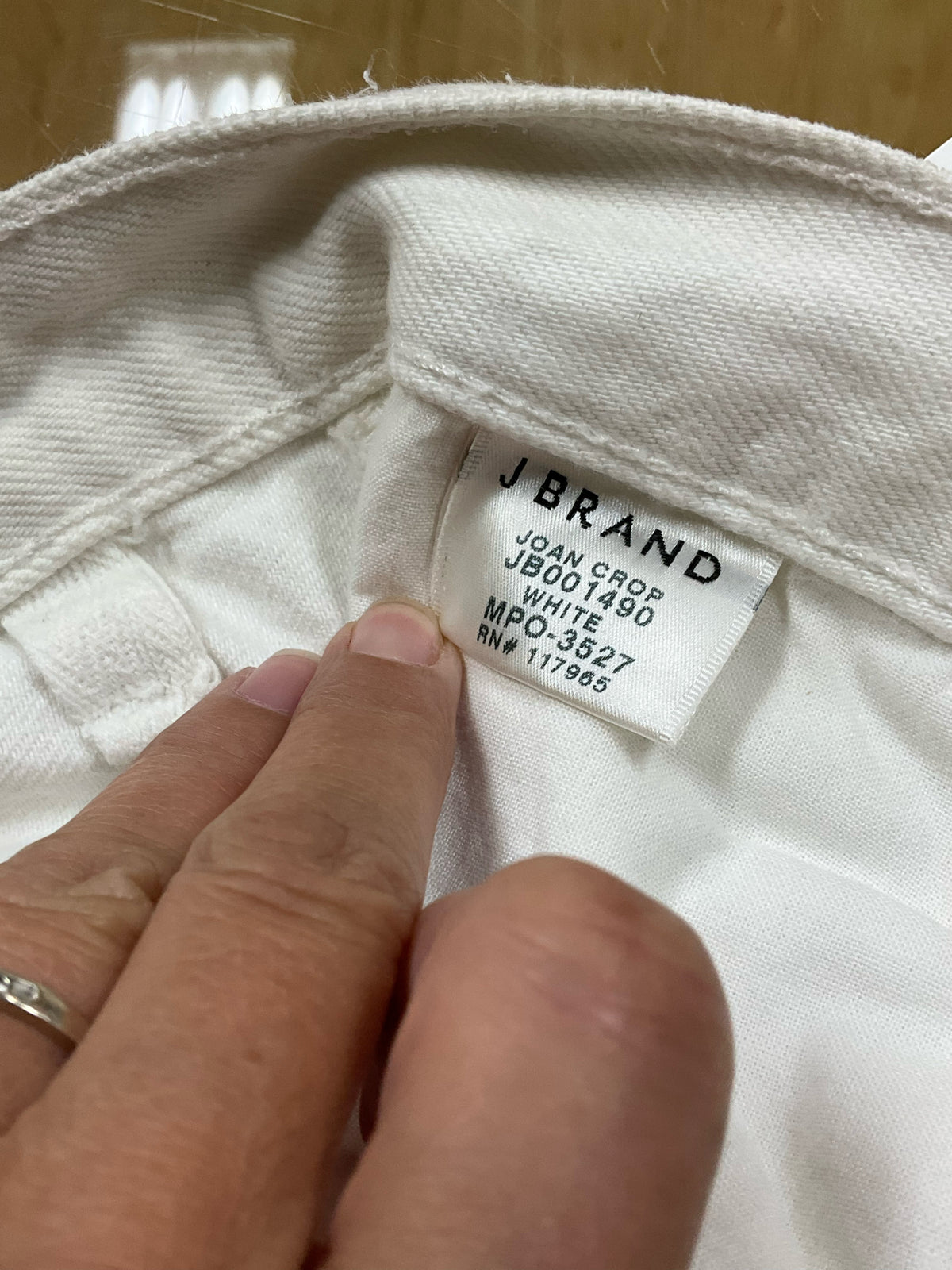 J Brand Joan High-Rise Tiered Hem Crop Jeans White Size 6 - ONLINE ONLY