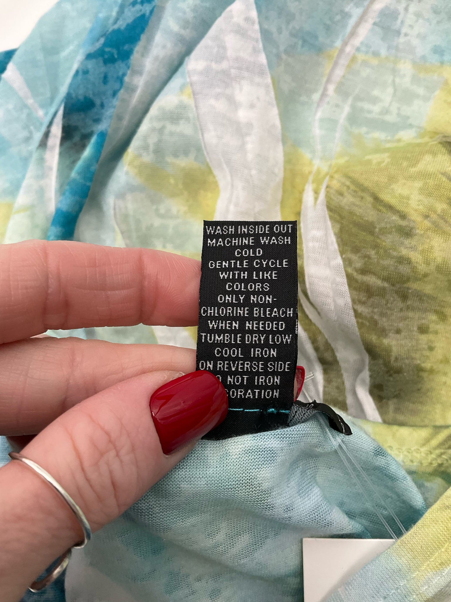 INC Aqua/Green Print Pre-Owned Ladies Casual Top - Size Small