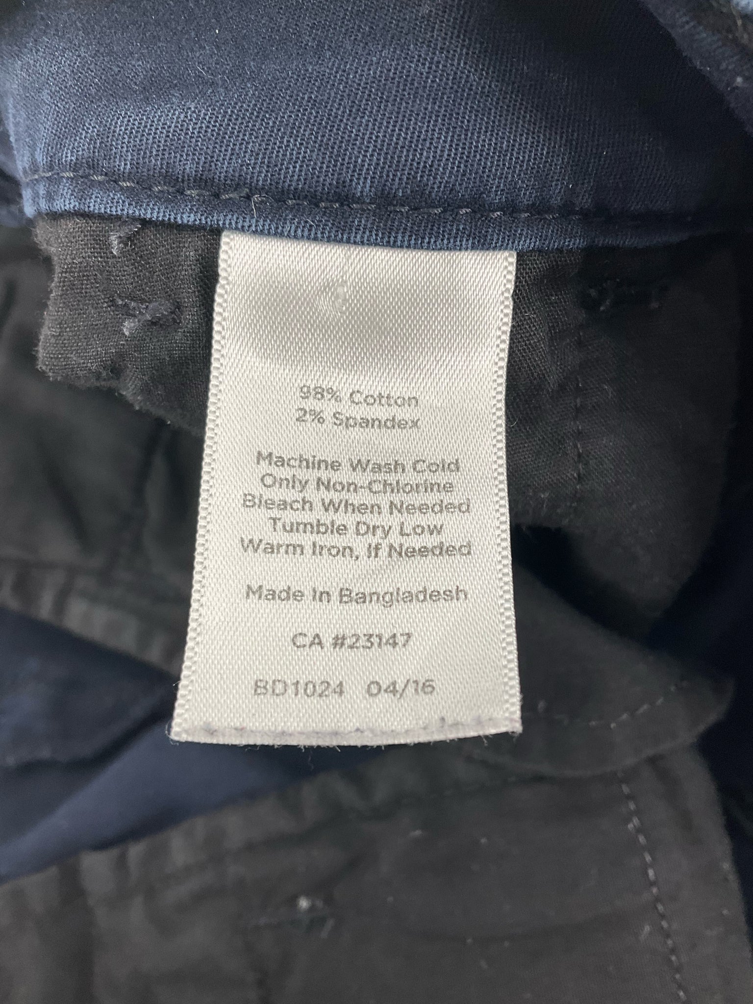 Talbots Navy Pant The Weekend Chino Pants Size 6 Navy Blue Cropped Ankle - Size 6
