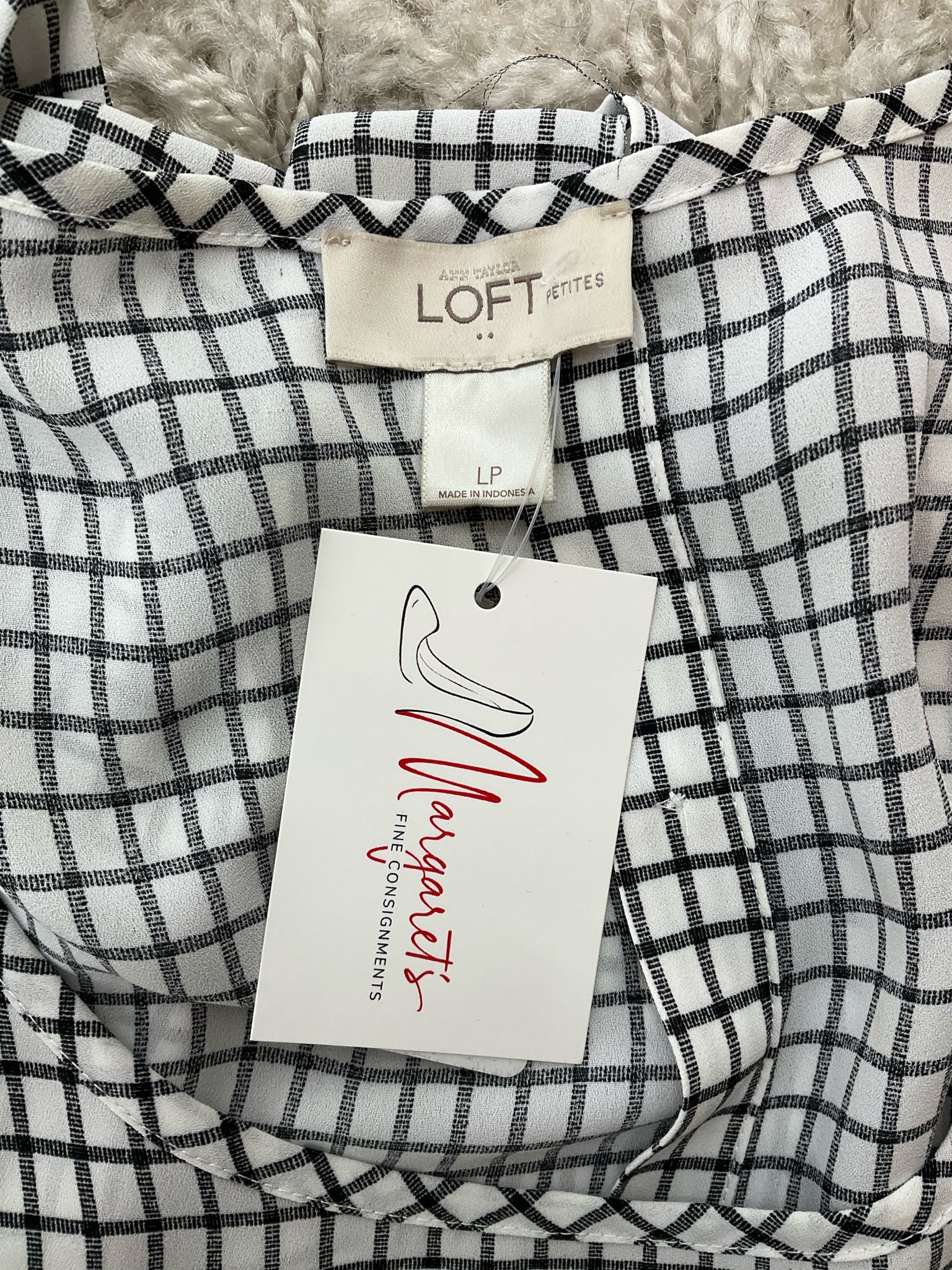 Ann Taylor LOFT Petites White & Black Grid Check Sleeveless Blouse Size Large Petite