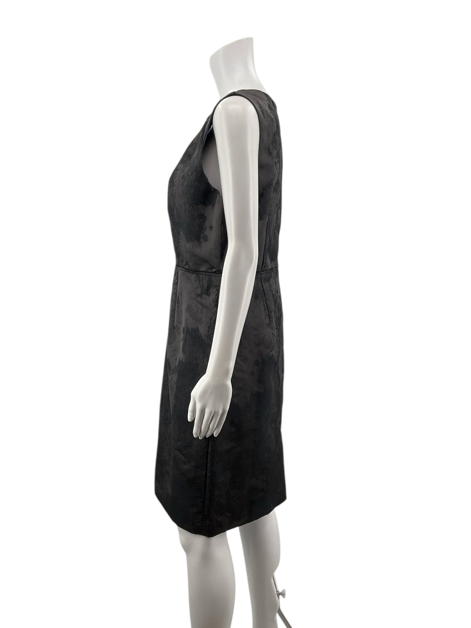 Loft Gray Solid Pre-Owned Ladies Dress - Size 8