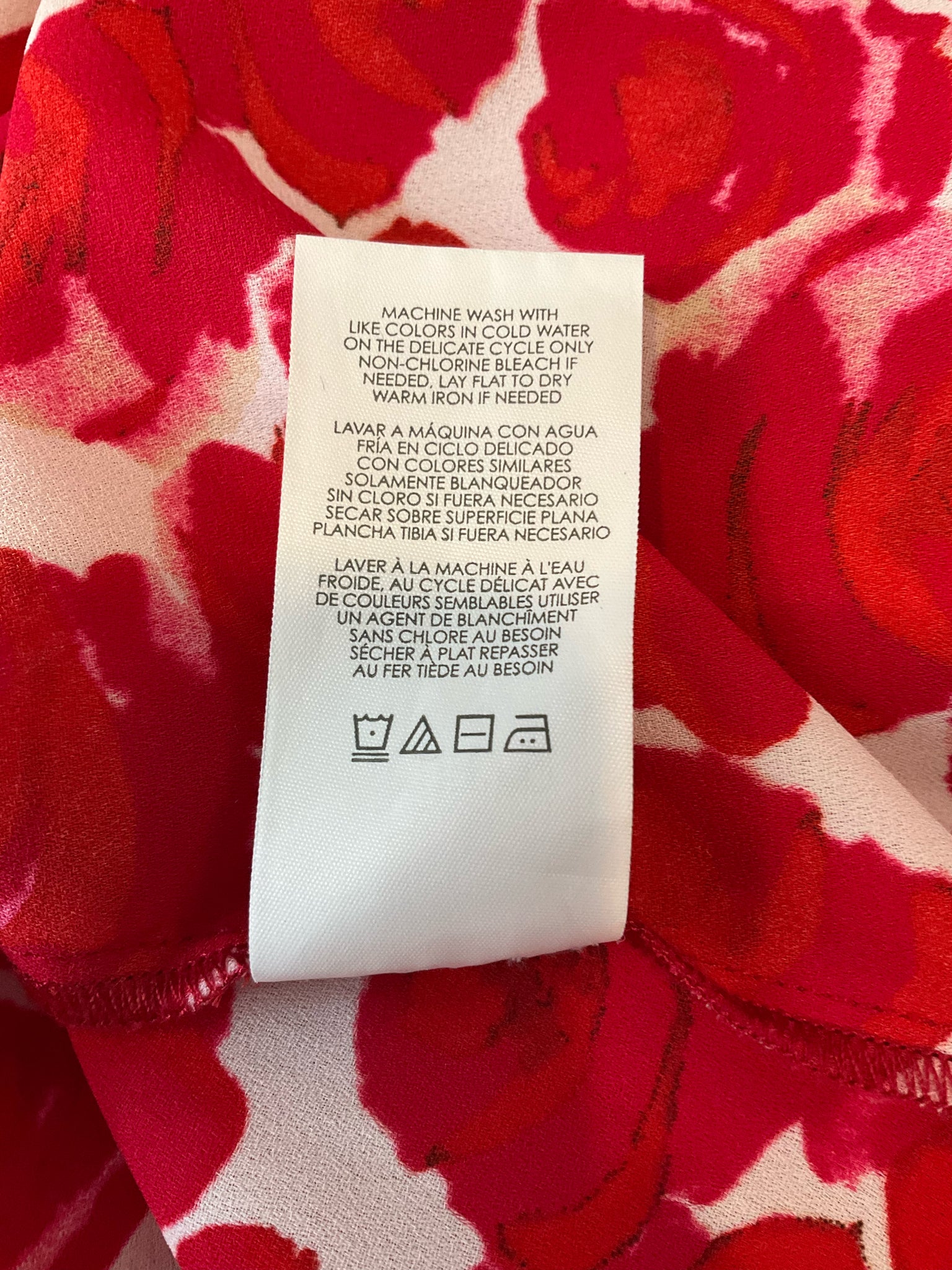 cabi White/Red Sleeveless Rose Top Floral Ruffle V-Neck Sleeveless Blouse Size Small - Size S