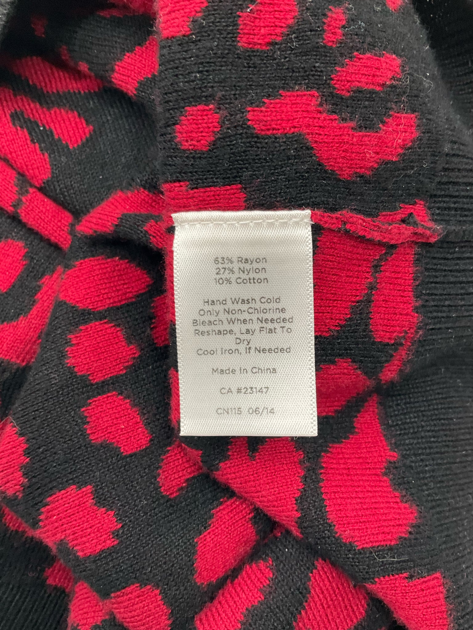 Talbots Red/Black Pre-Owned Ladies Top - Size Petite