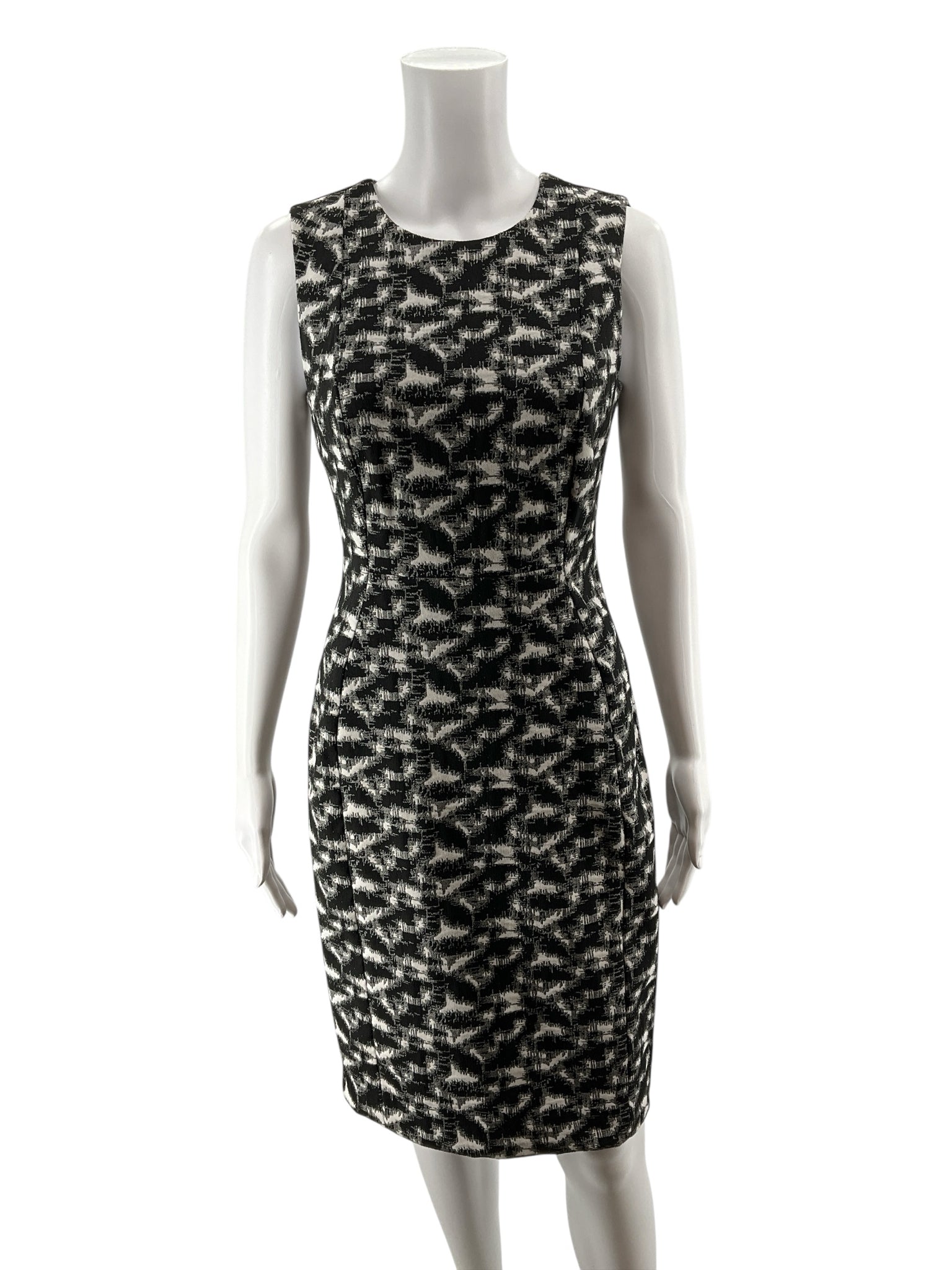 Calvin Klein Black & White Abstract Jacquard Sheath Dress Size 4