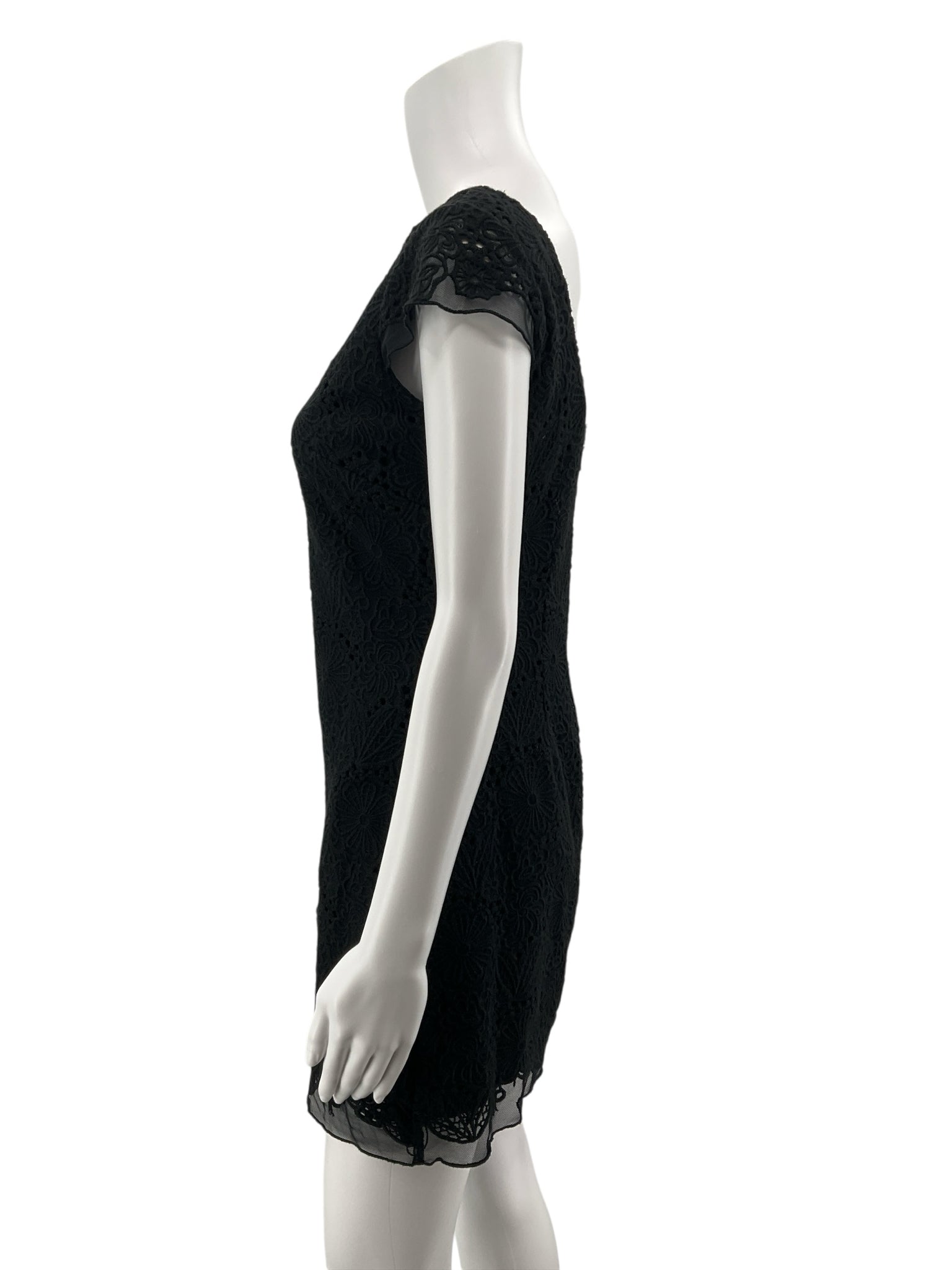 Lilly Pulitzer Rooney Dress Black Floral Lace Cap Sleeve Sheath Size 2