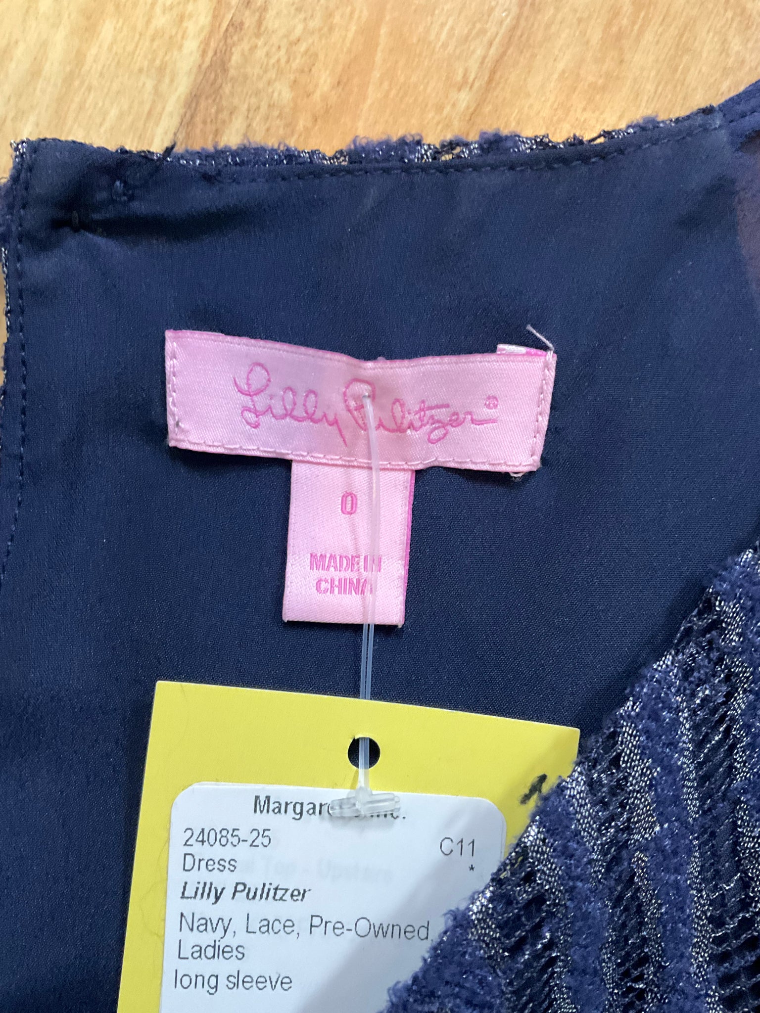Lilly Pulitzer Mariella Navy Lace Sheer Sleeve Dress Size 0