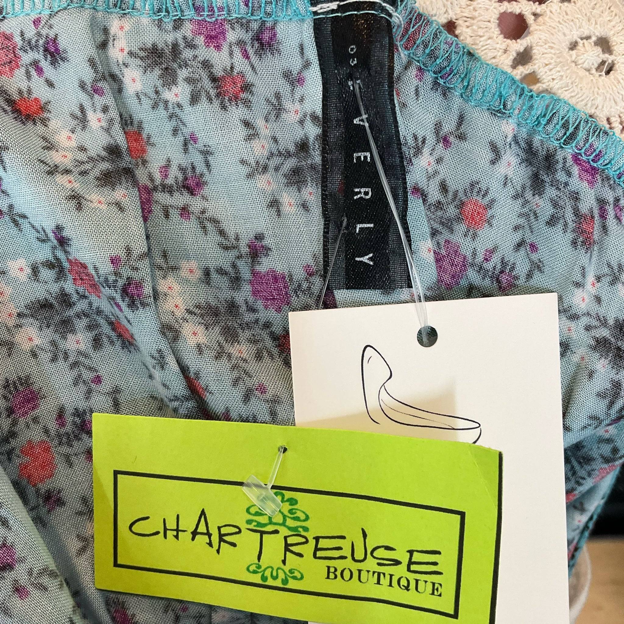 Everly Top Size Medium - Margaret’s Fine Consignment