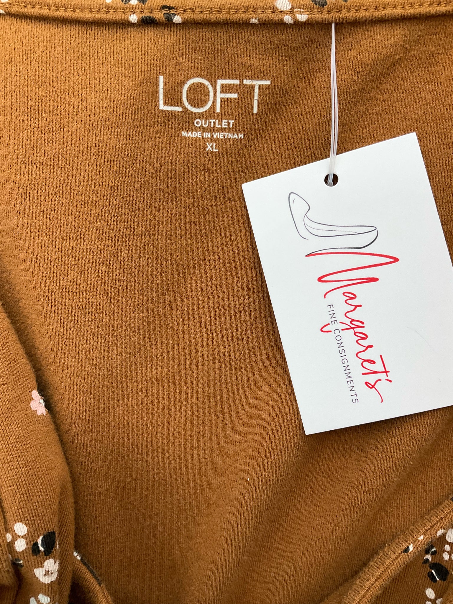 Loft Taupe Floral Pre-Owned Ladies Top - Size XL - Margaret’s Fine Consignment