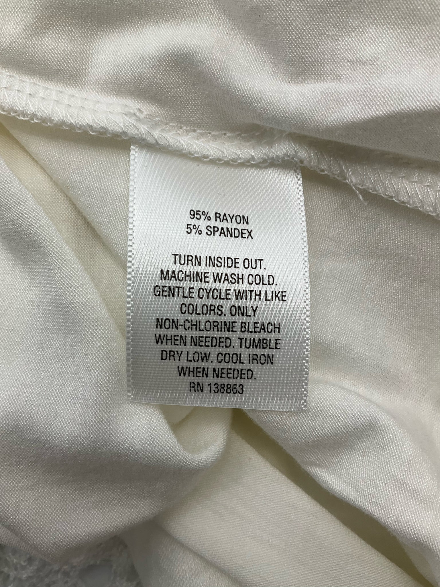 JM Collection White Lace Pre-Owned Ladies Casual Top - Size Large Petite