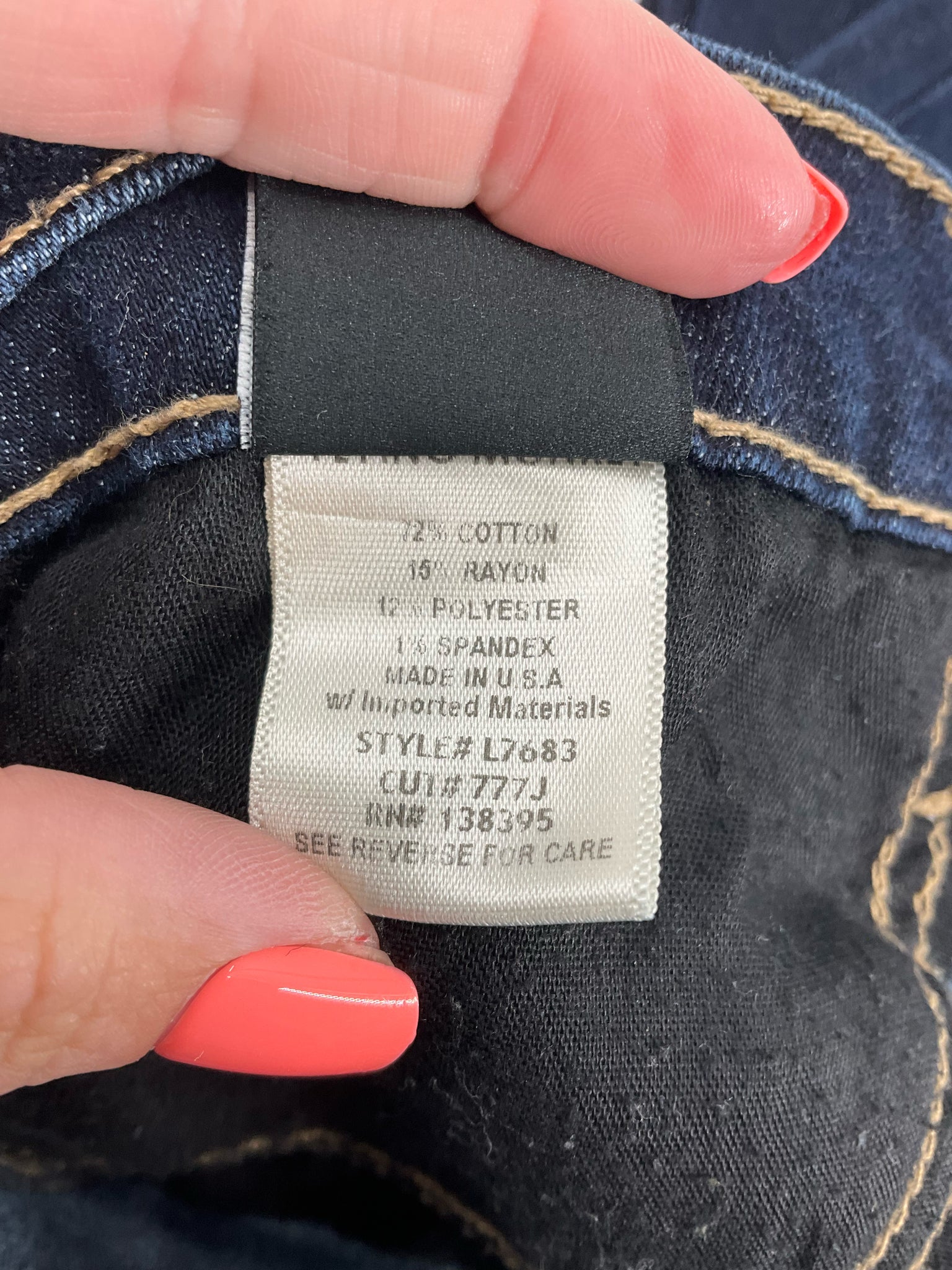 Flying Monkey Platinum Mid Rise Distressed Skinny Jeans Size 6