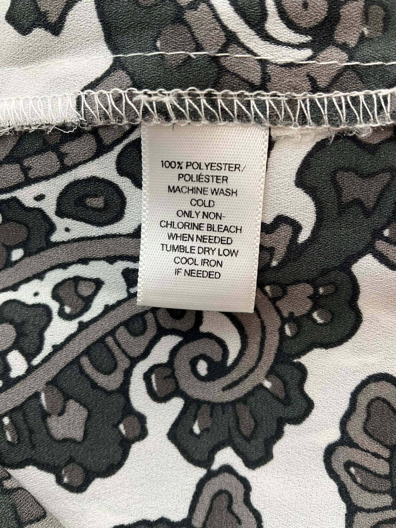 Ann Taylor LOFT Paisley Print Long Sleeve Blouse Black White Gray XS