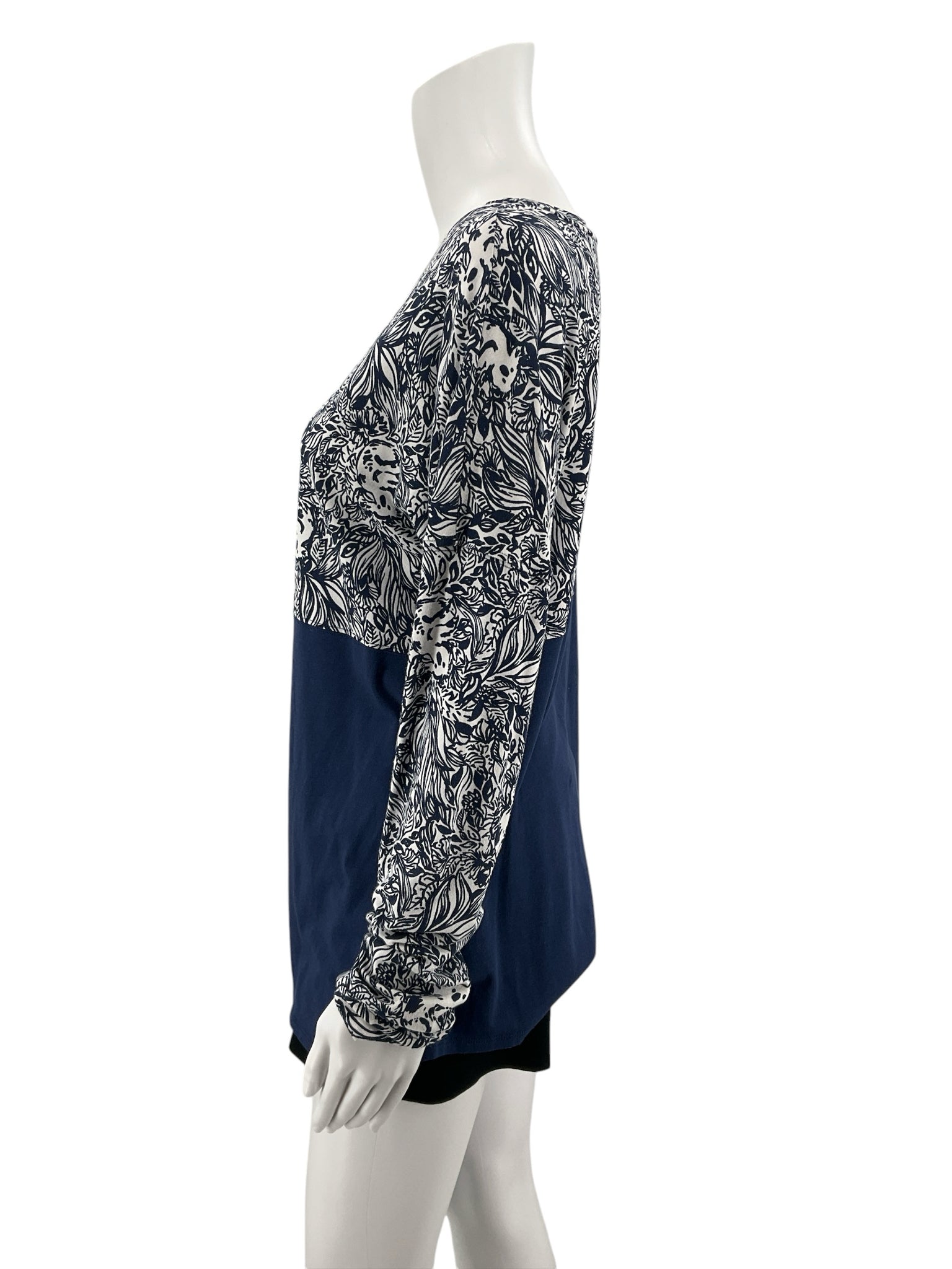 Lilly Pulitzer Size L navy/white Pre-Owned Ladies Tops